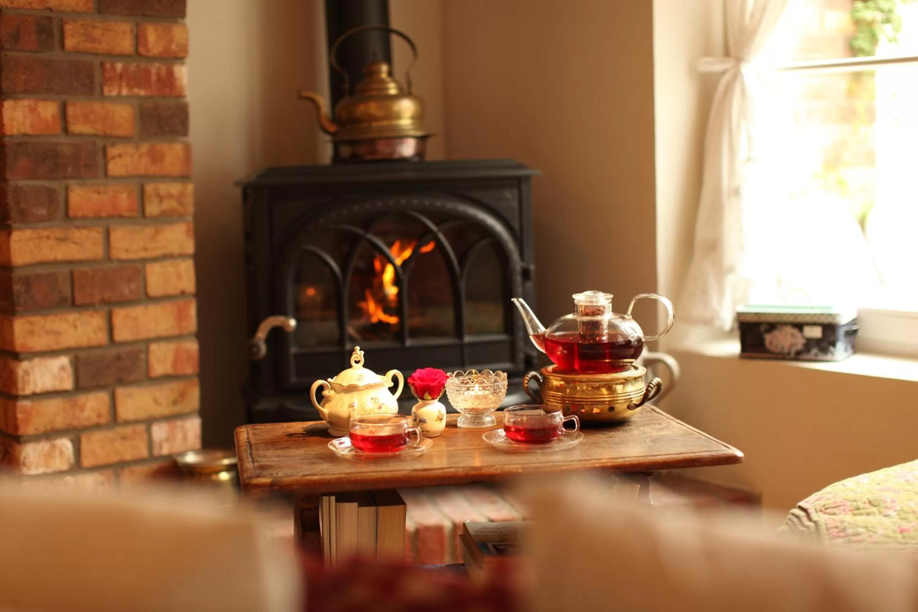 Living room, Restaurant/Places to Eat in Weißt Du noch - Gästehäuser & Suiten