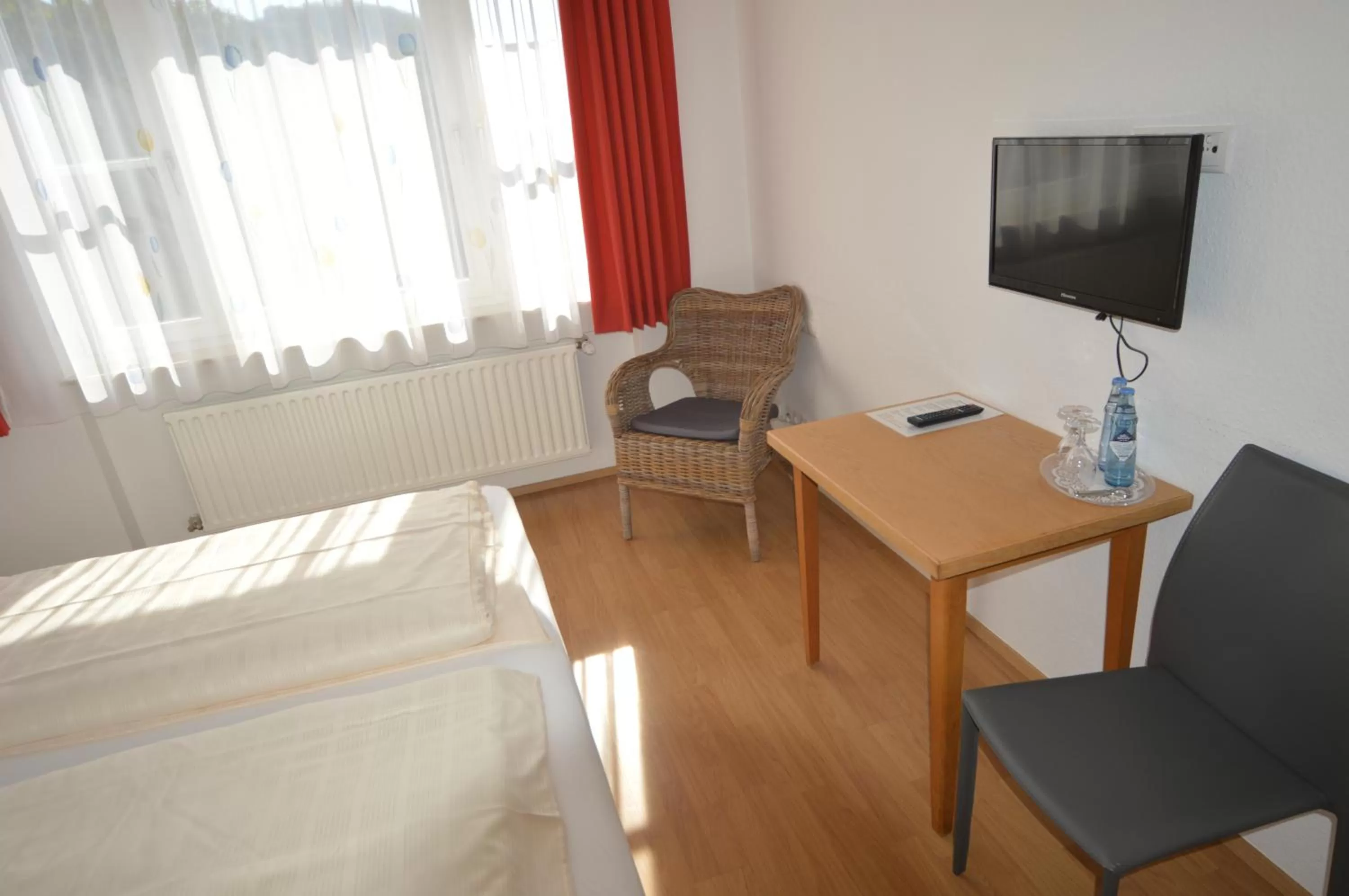 Seating area, TV/Entertainment Center in Aktivhotel Alter Kaiser