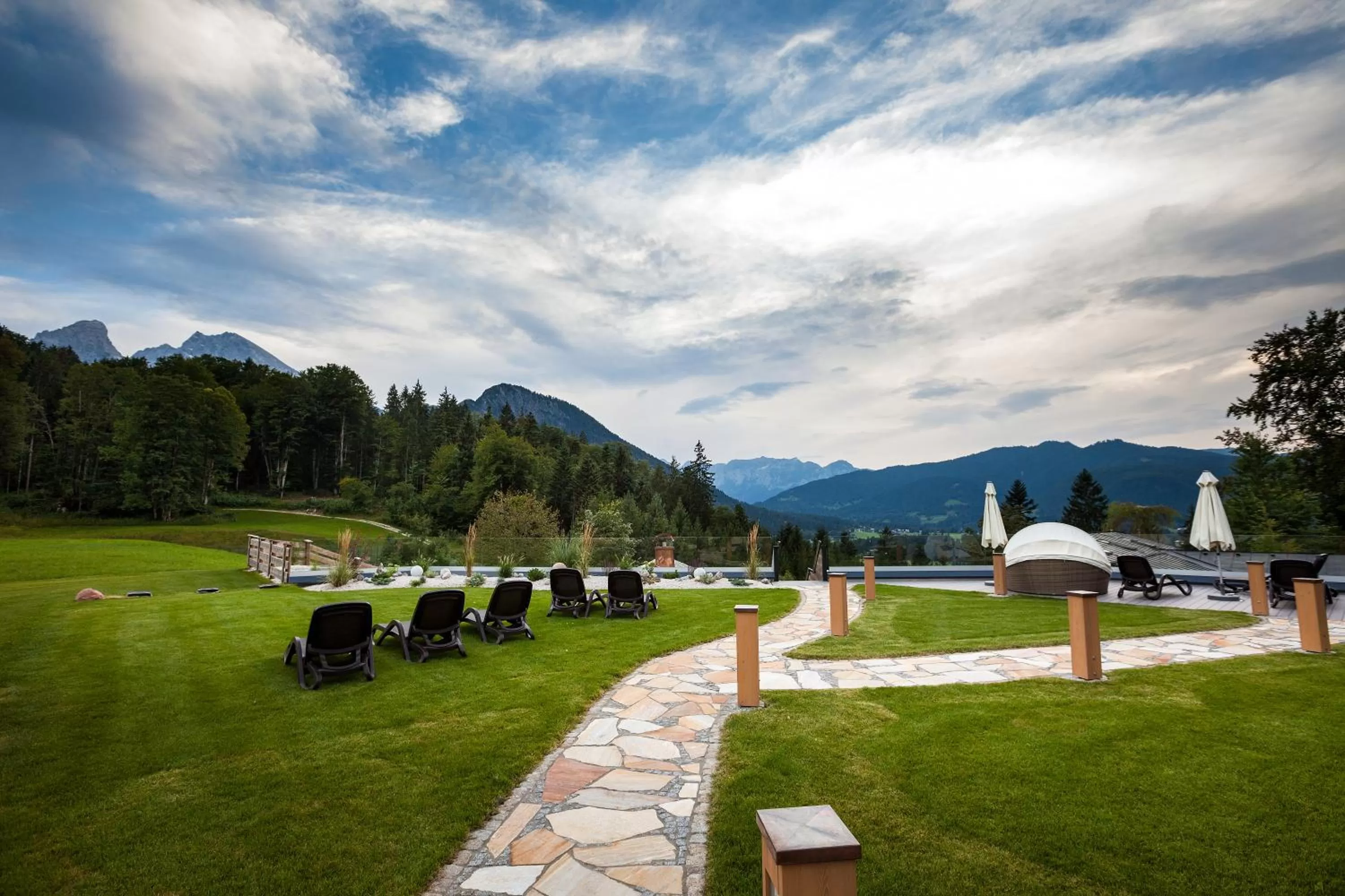 Garden in Alm- & Wellnesshotel Alpenhof