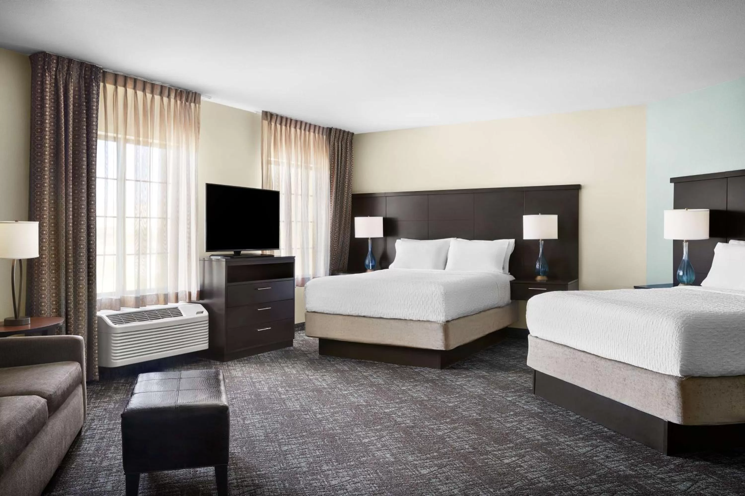 Living room, Bed in Homewood Suites by Hilton Cathedral City Palm Springs