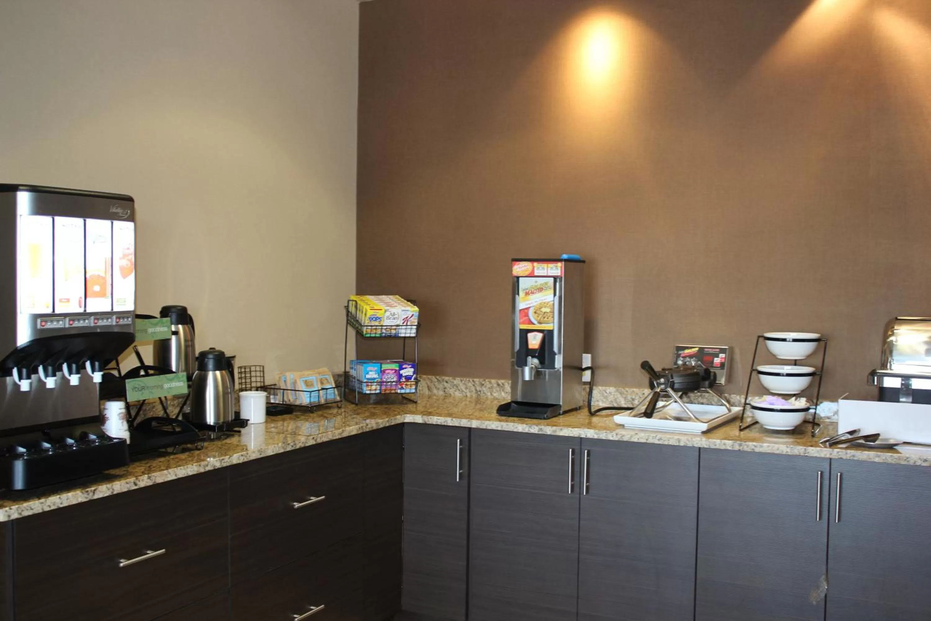 Area and facilities in Comfort Inn & Suites Edmonton International Airport
