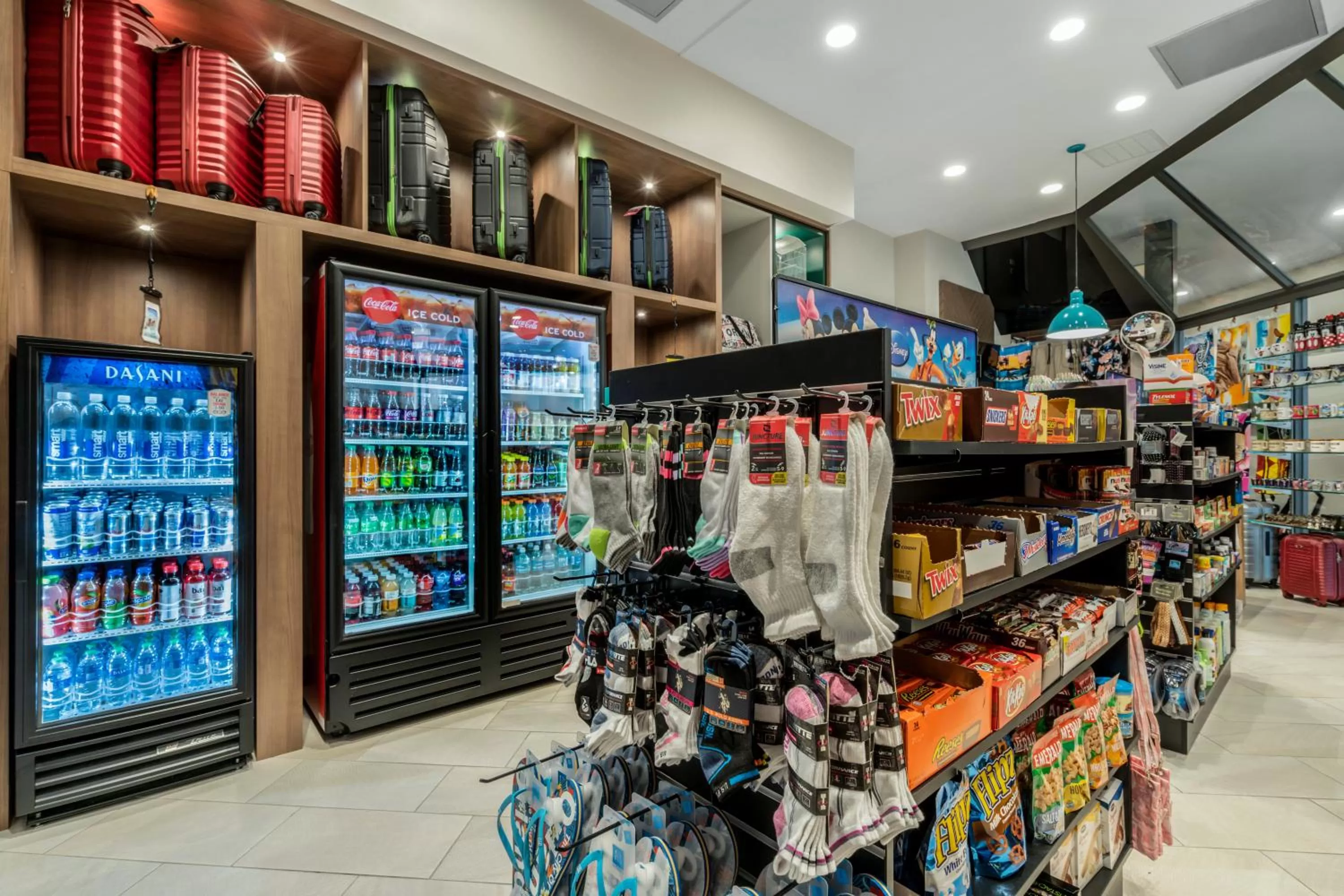 On-site shops in Holiday Inn Orlando International Dr-ICON by IHG