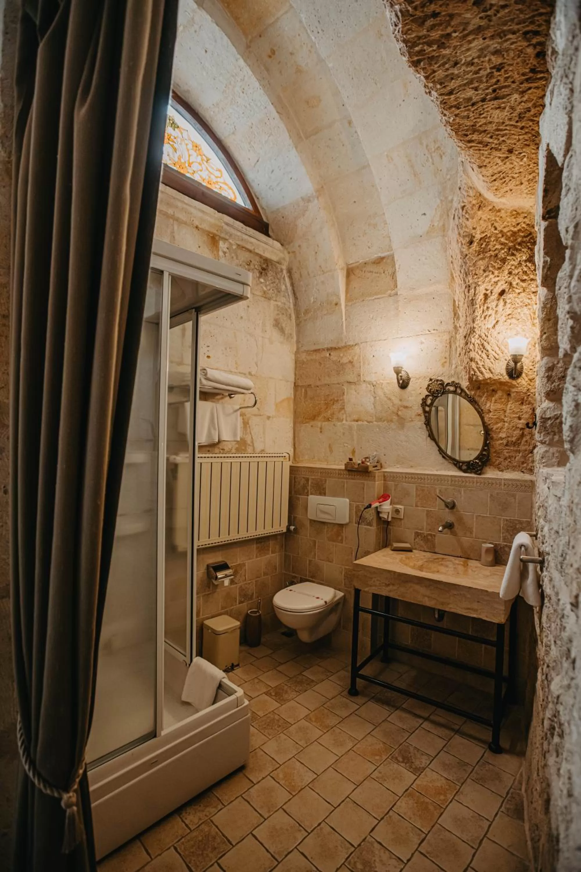 Bathroom in Melekler Evi Cave Hotel