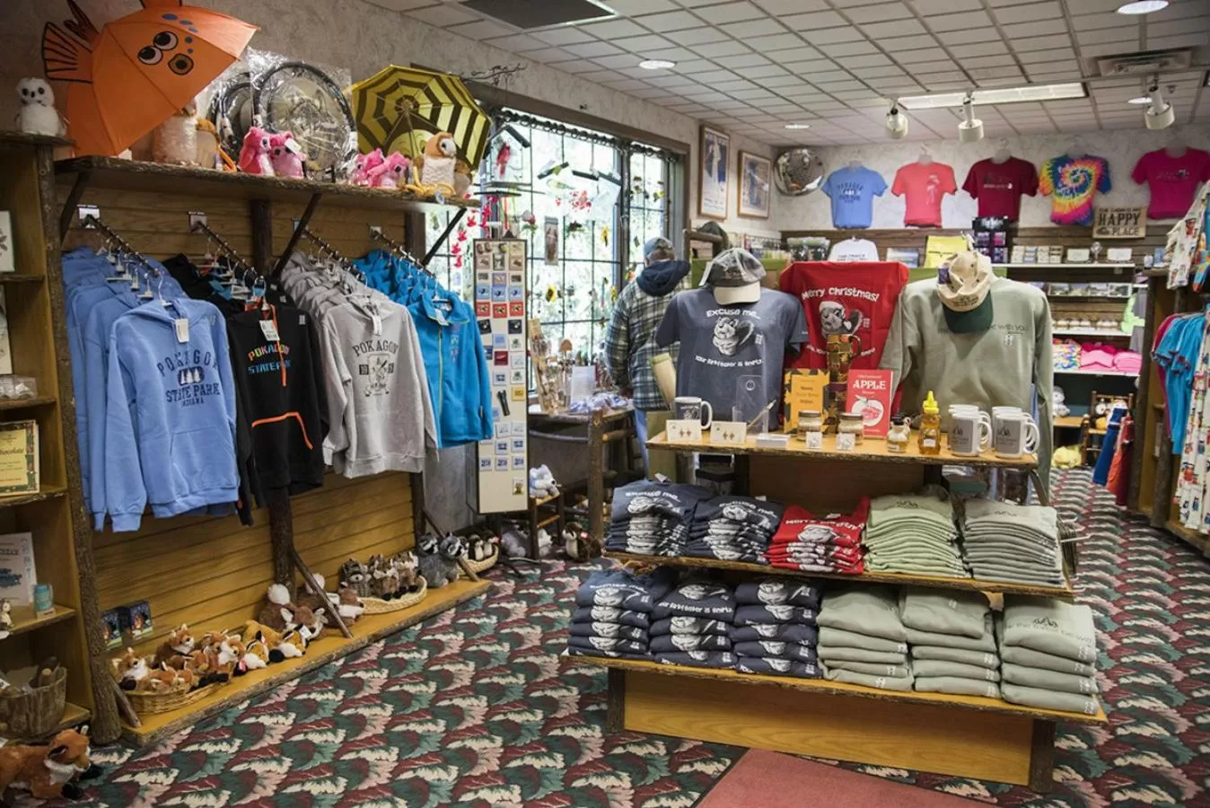 On-site shops in Potawatomi Inn & Cabins