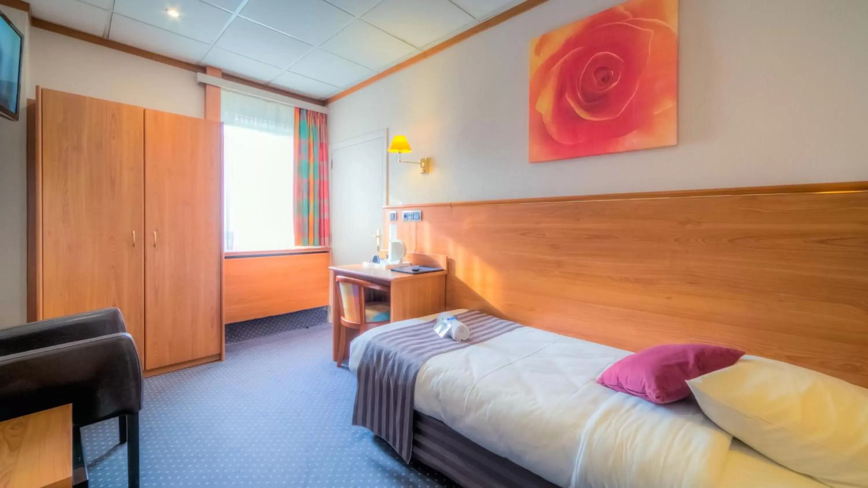 Single Room in Value Stay Menen Single Room in Value Stay Menen