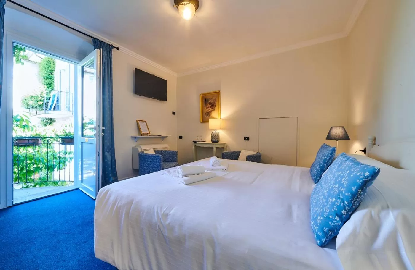 Photo of the whole room, Bed in Villa Annamaria B&B