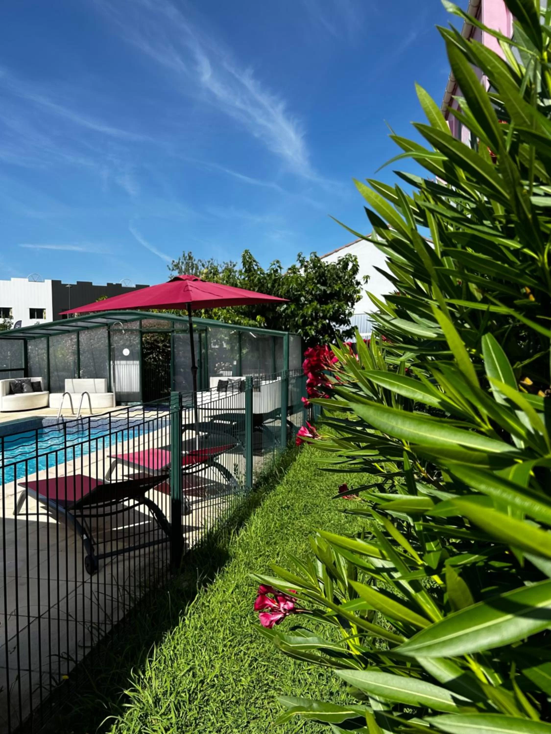 Property building in Kyriad Montpellier Aéroport - Gare Sud de France