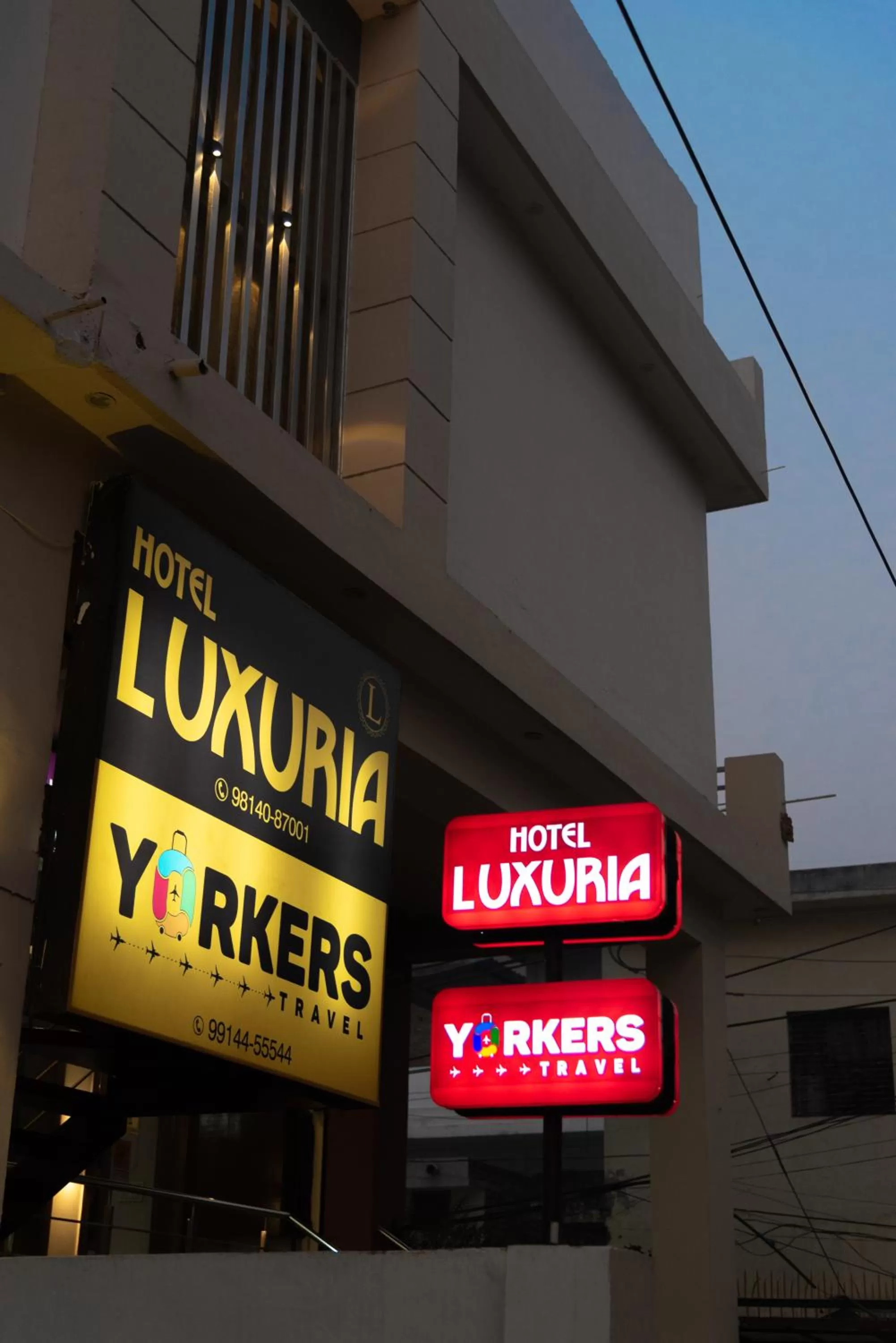 Property building in Hotel Luxuria