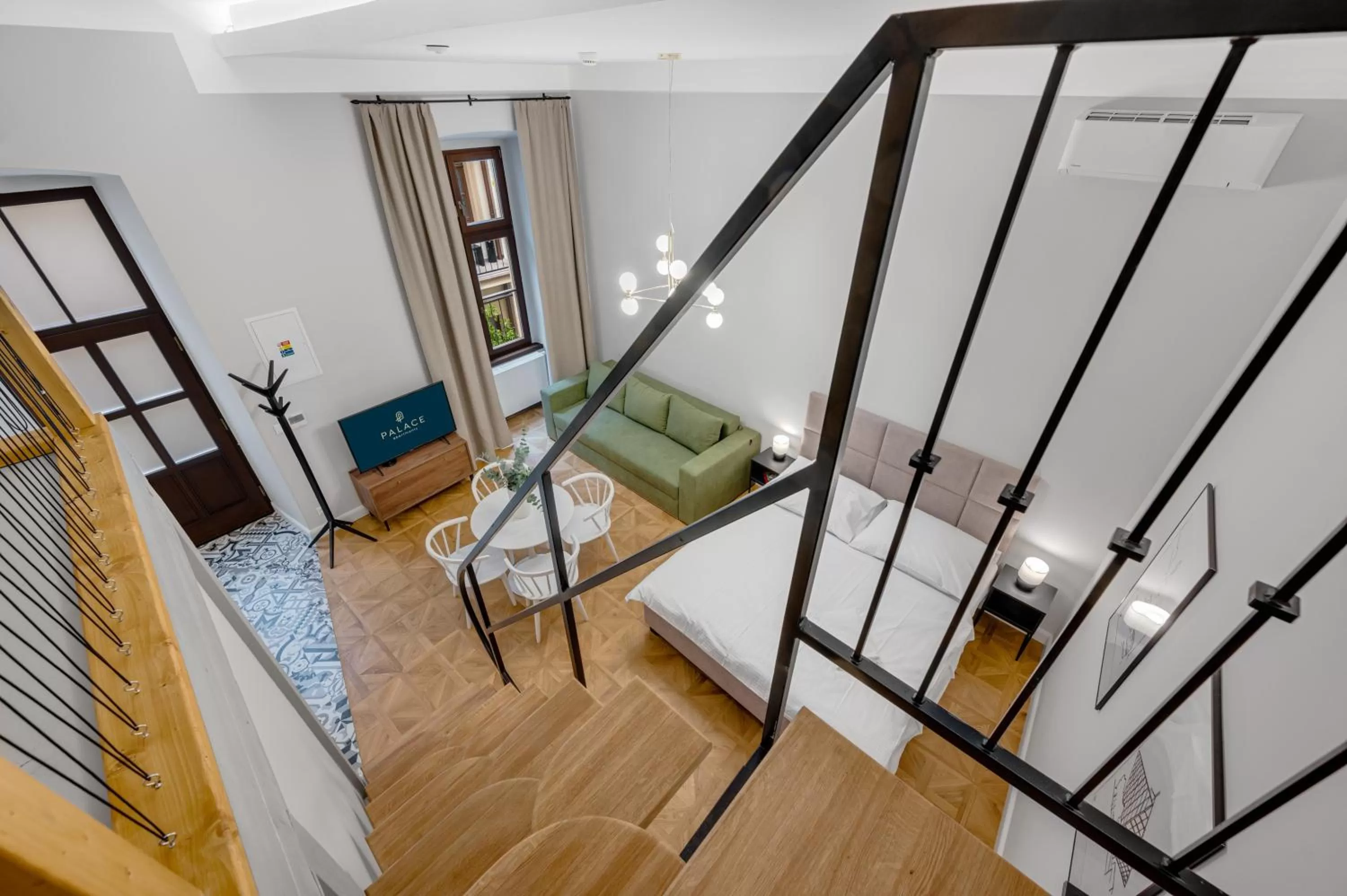 Photo of the whole room, Bed in Palace Apartments