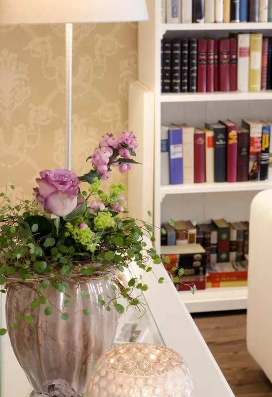 Communal lounge/ TV room in Akzent Hotel Dorn