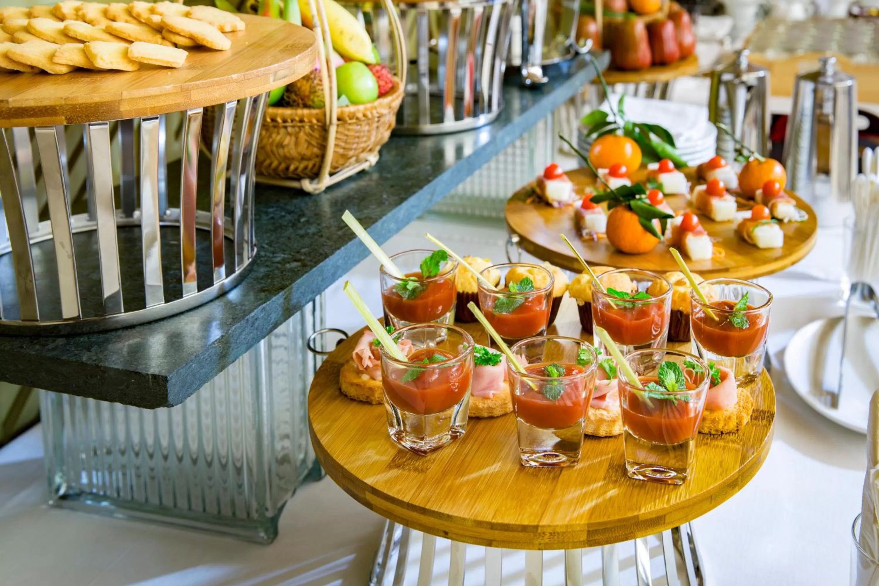 Restaurant/places to eat in Starcity Hotel & Condotel Beachfront Nha Trang