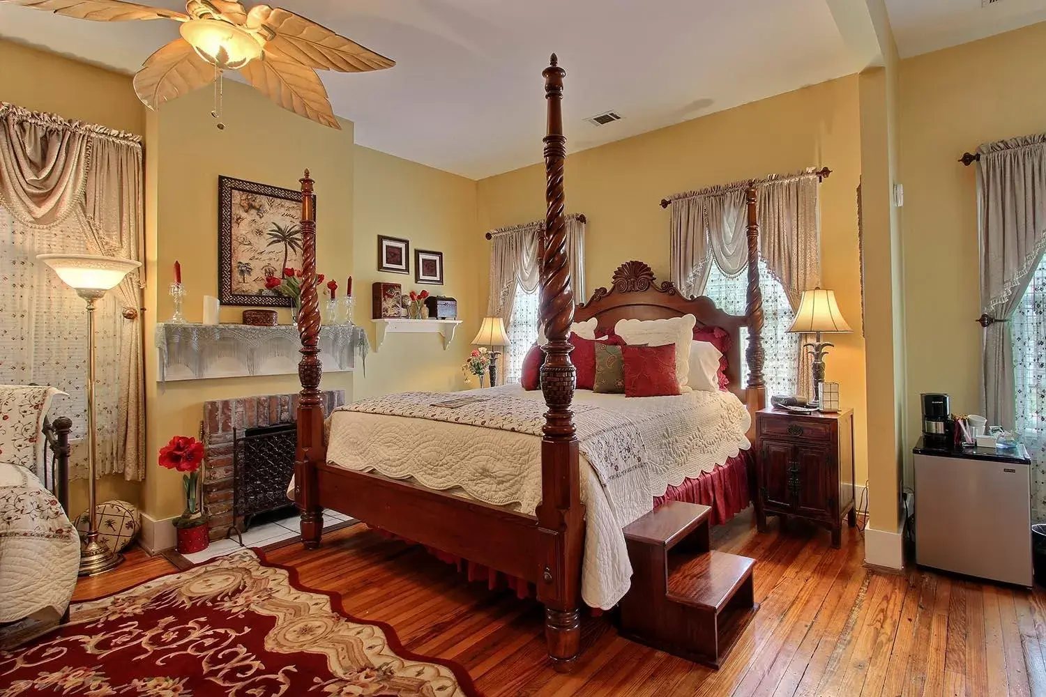 Royal Palm Suite in Green Palm Inn Royal Palm Suite in Green Palm Inn