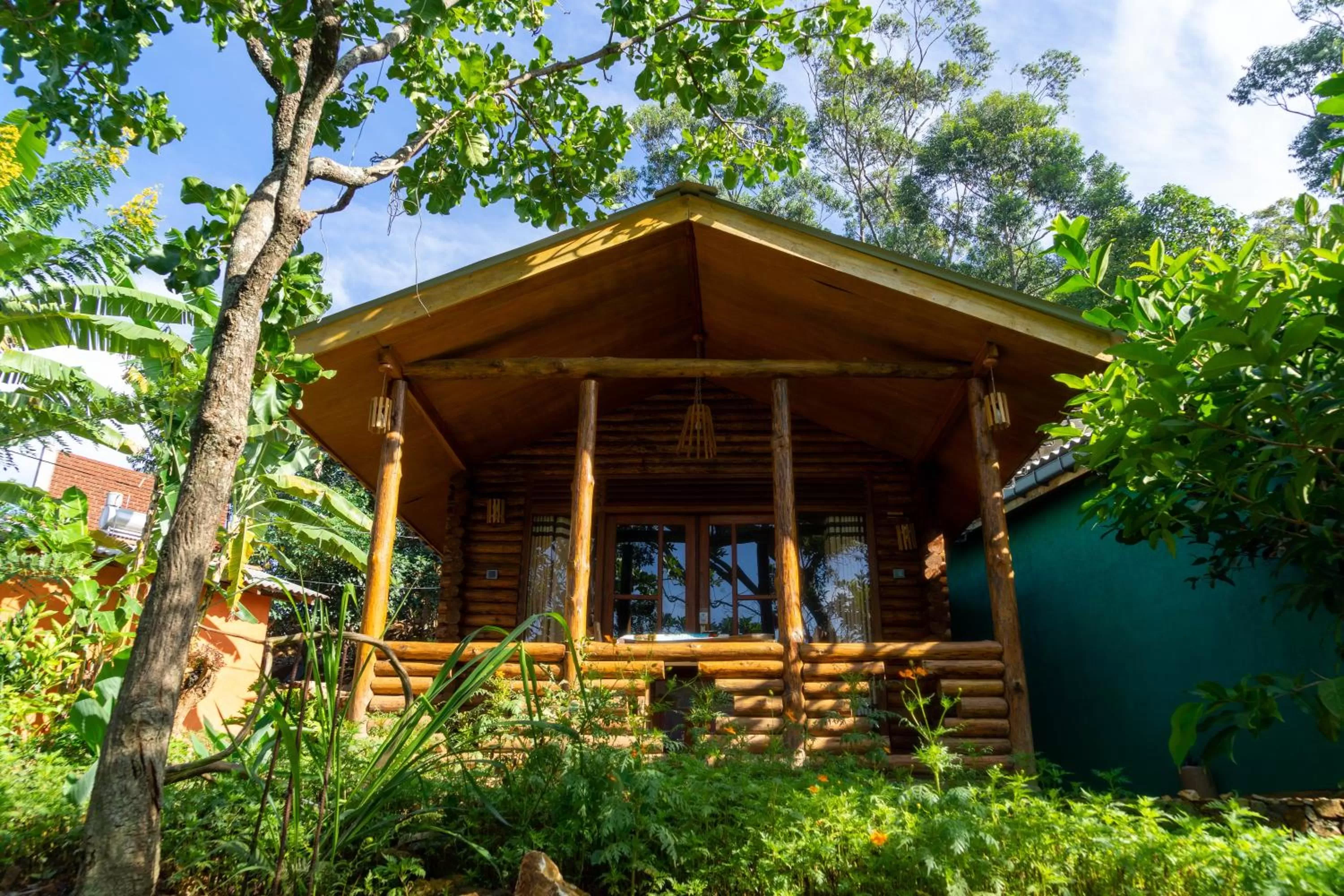 Property Building in Felicity Inn