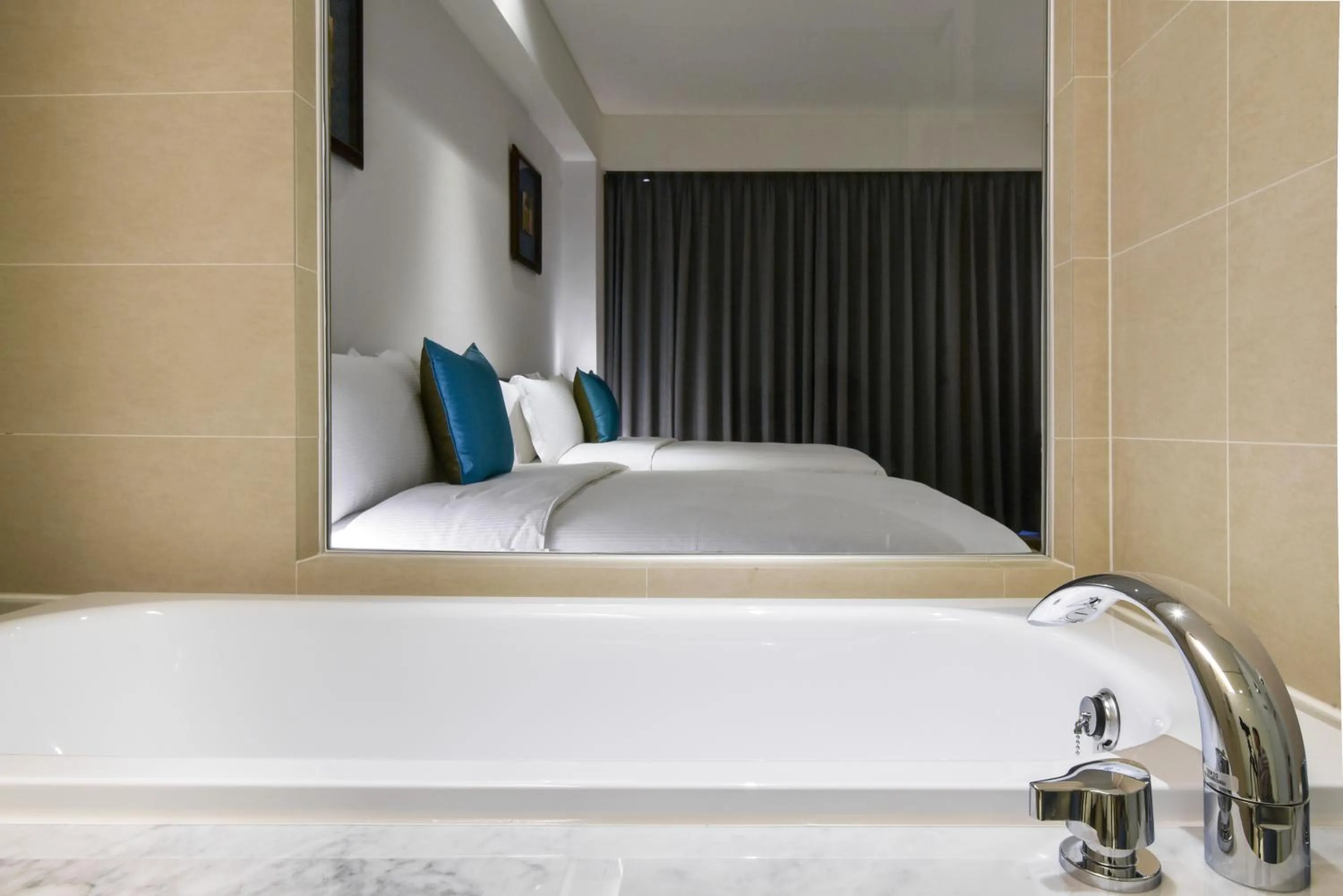 Bathroom, Bed in Just Sleep Kaohsiung Station