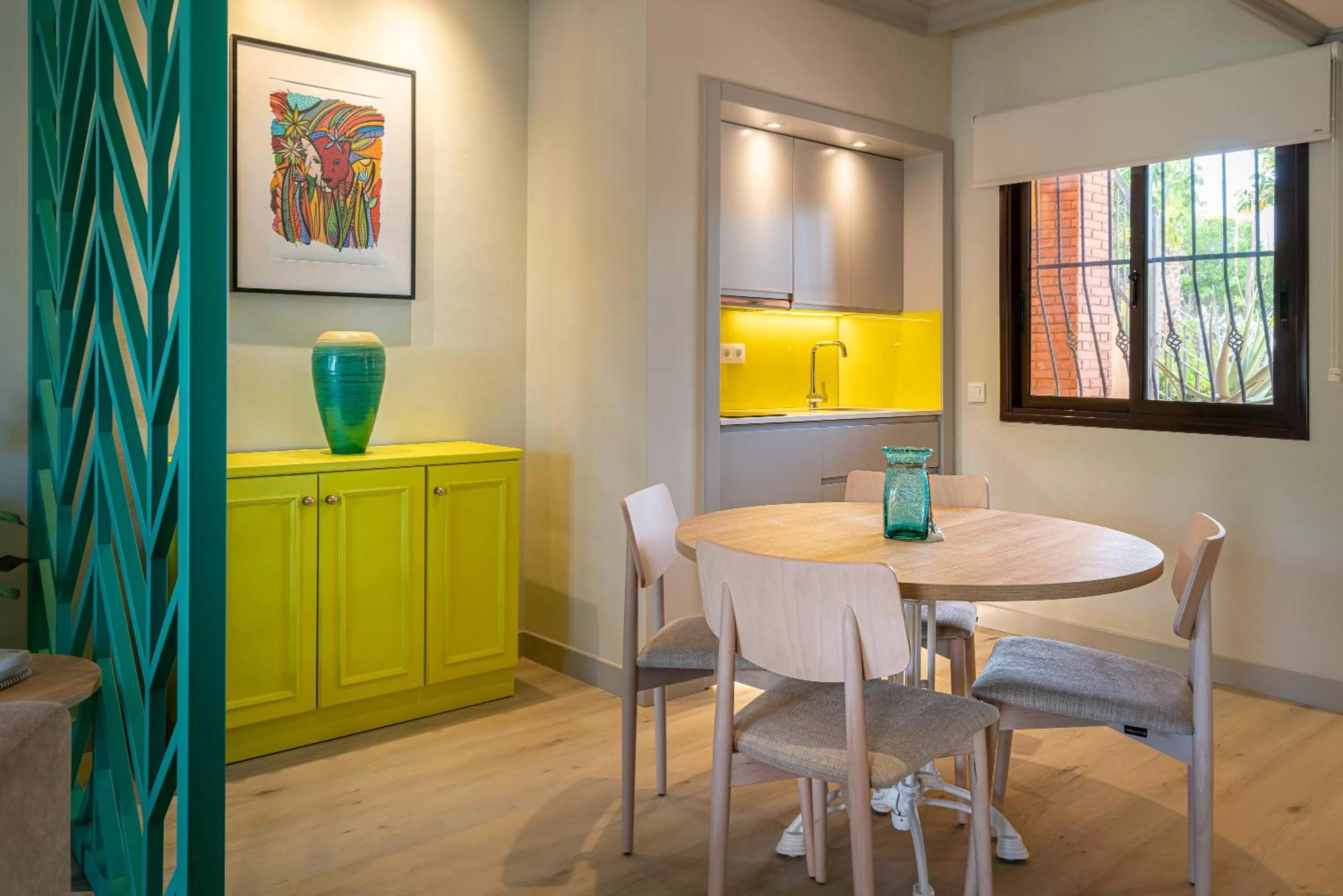 Dining area in Villa Mandi Golf Resort