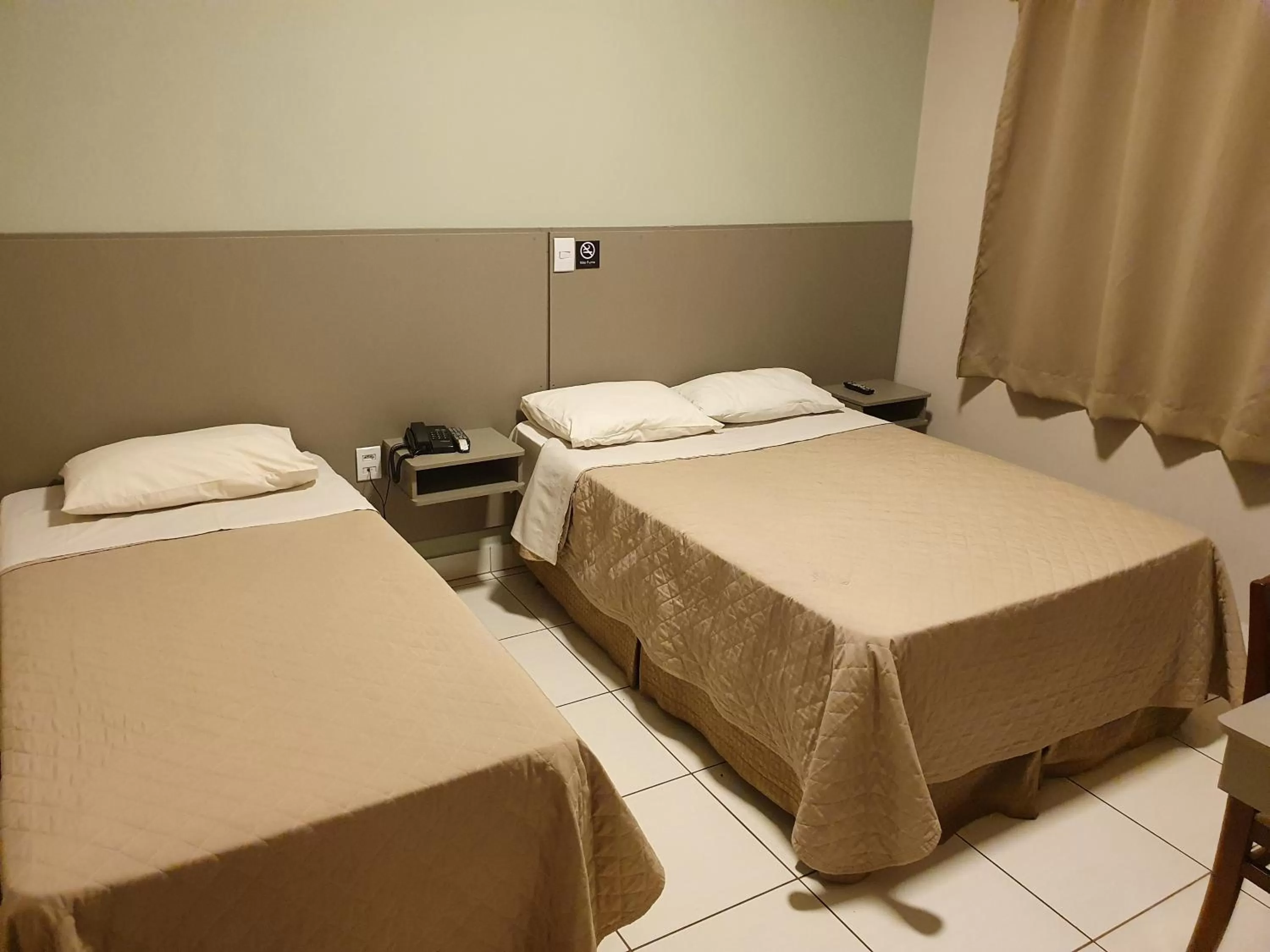 Bed in Hotel Recreio dos Bandeirantes