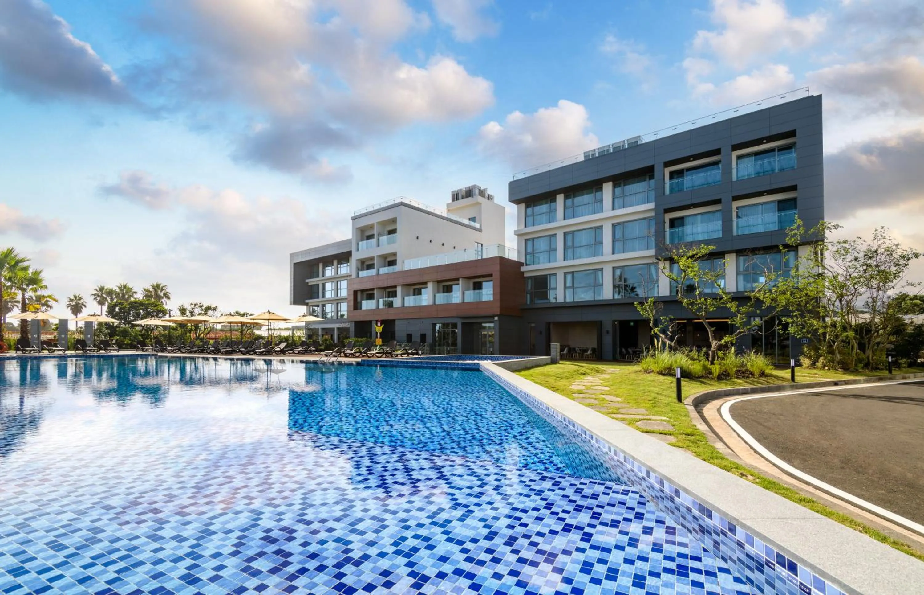 Swimming pool in The Grand Sumorum