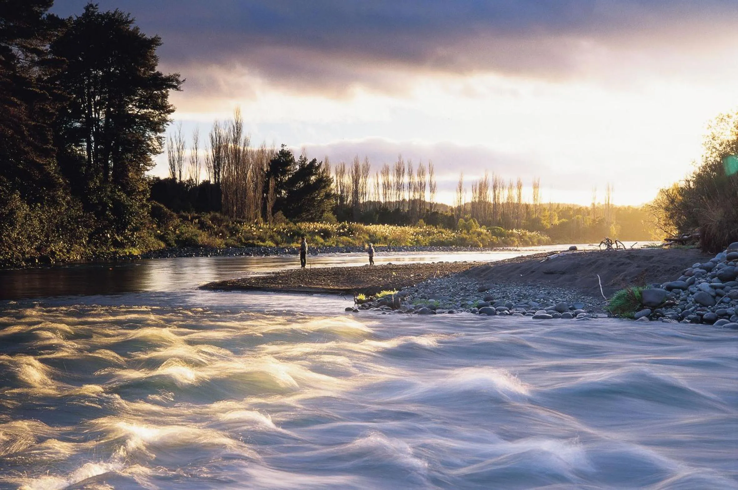 Fishing in Parklands Motorlodge & Holiday Park