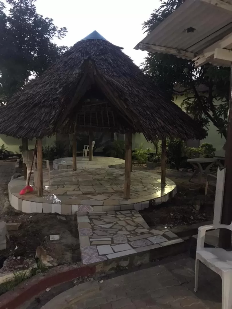 L&J Modern Backpackers Kinondoni