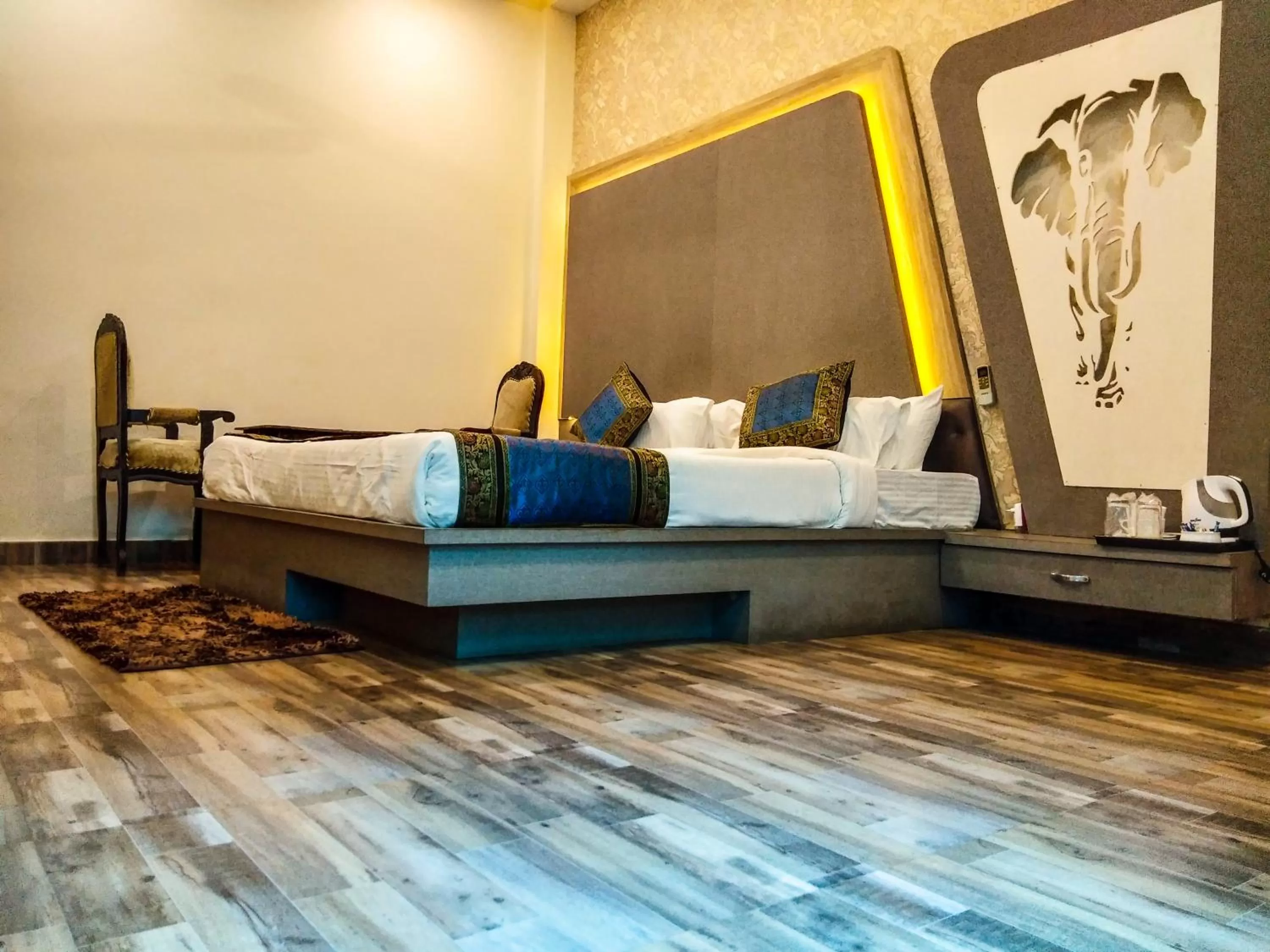 Bed in Dwivedi Hotels Sri Omkar Palace