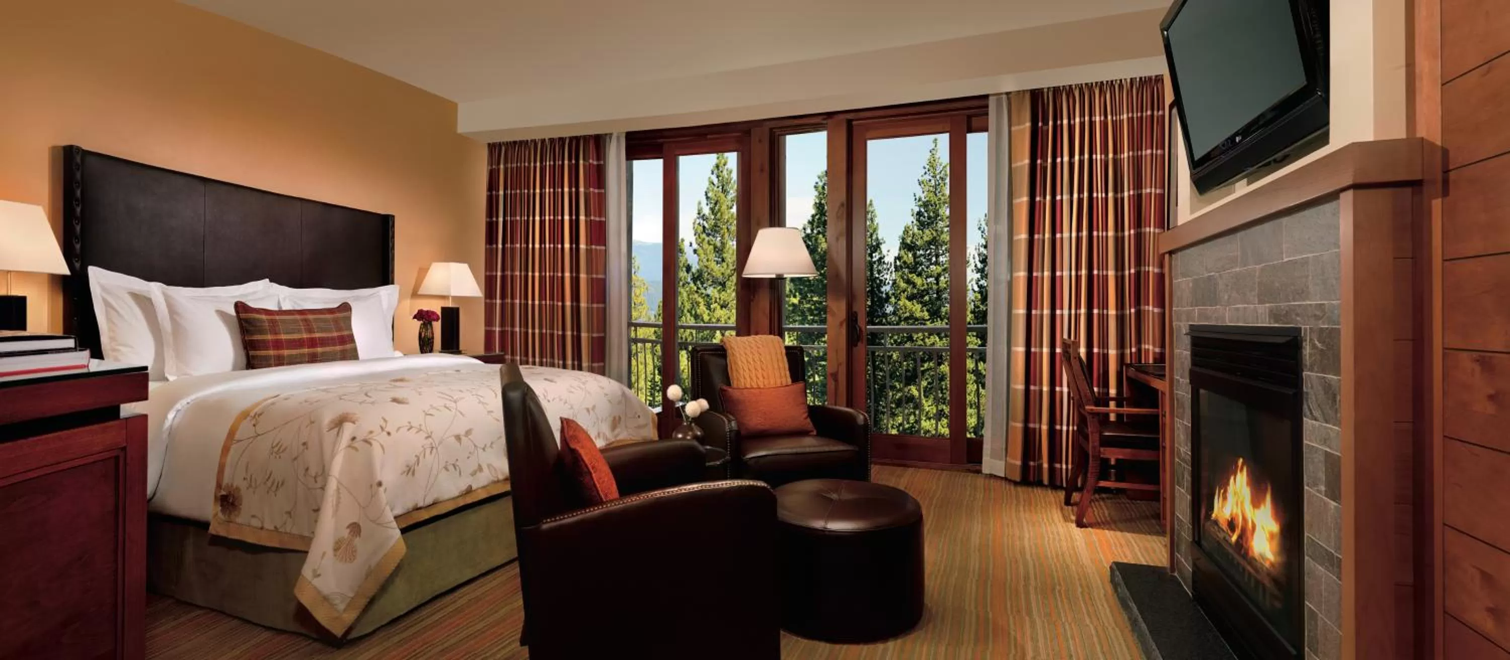 Summer, Bed in The Ritz-Carlton, Lake Tahoe