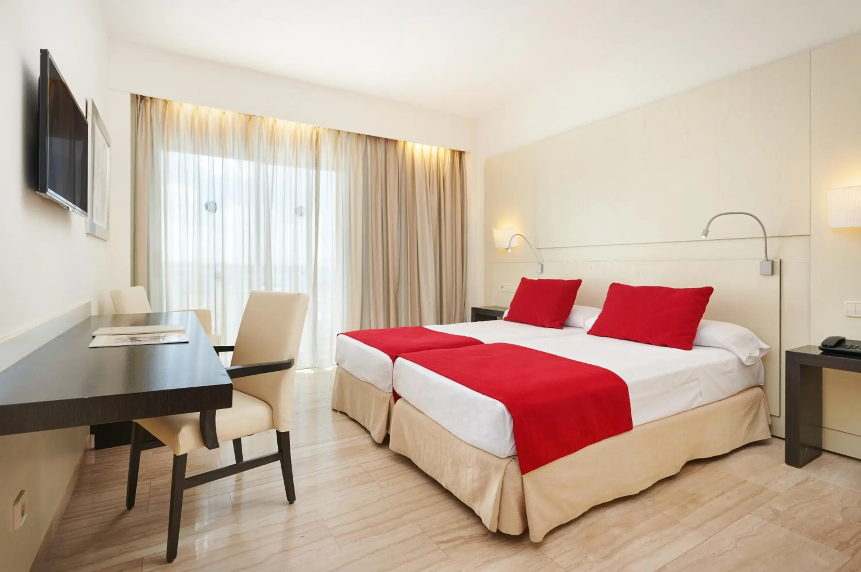 Double or Twin Room in Grupotel Taurus Park Double or Twin Room in Grupotel Taurus Park