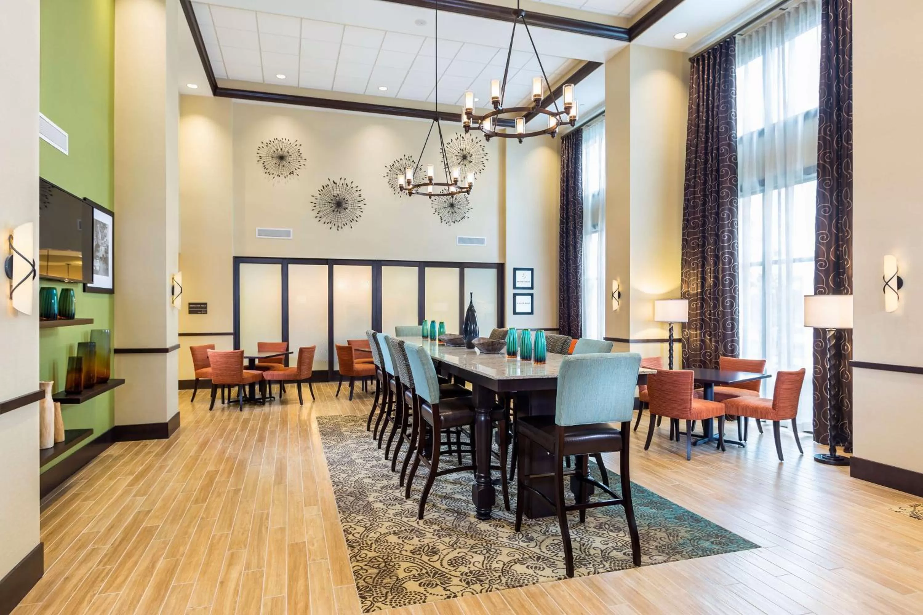 Lobby or reception in Hampton Inn & Suites Philadelphia Montgomeryville