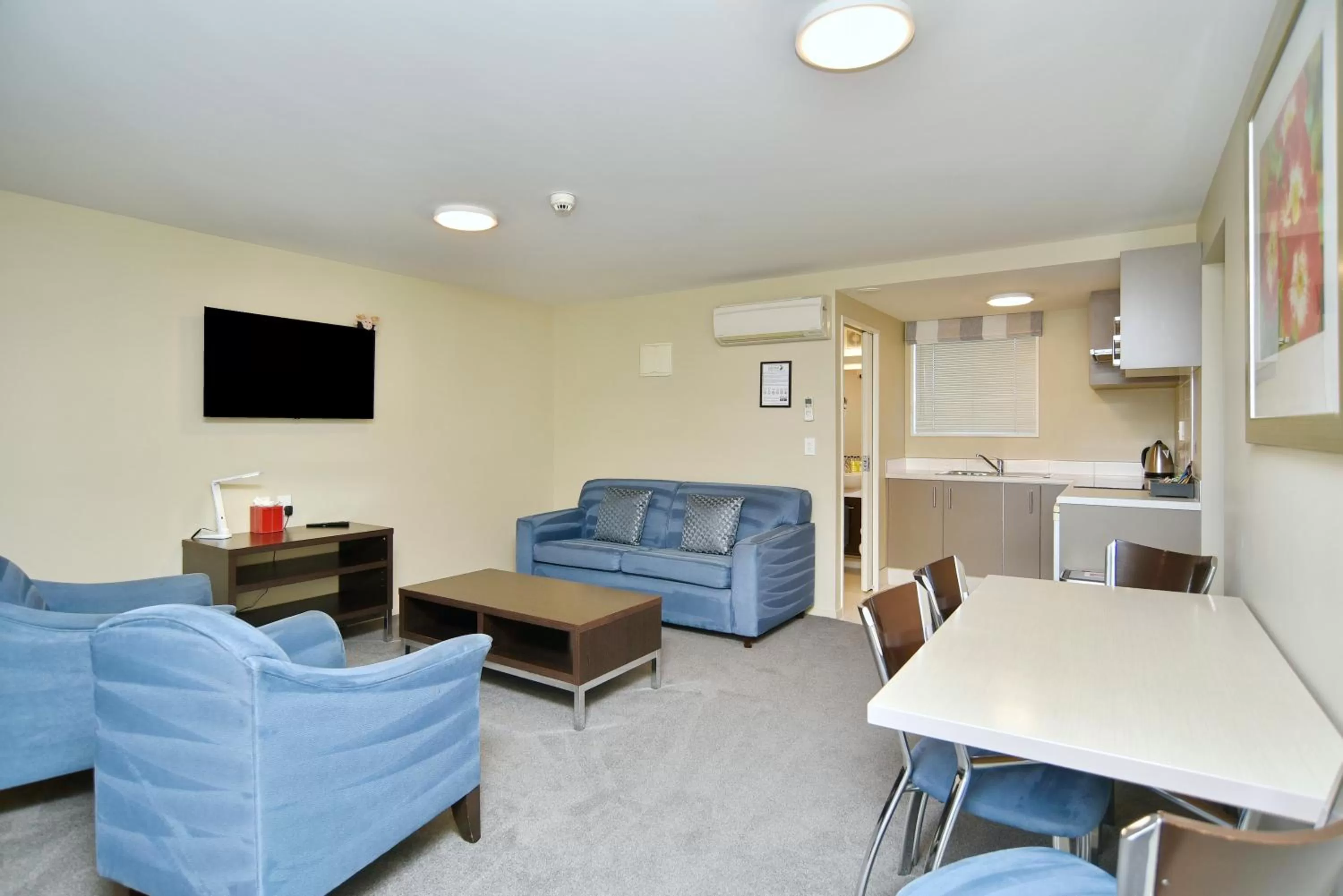 TV and multimedia in The Riverstone