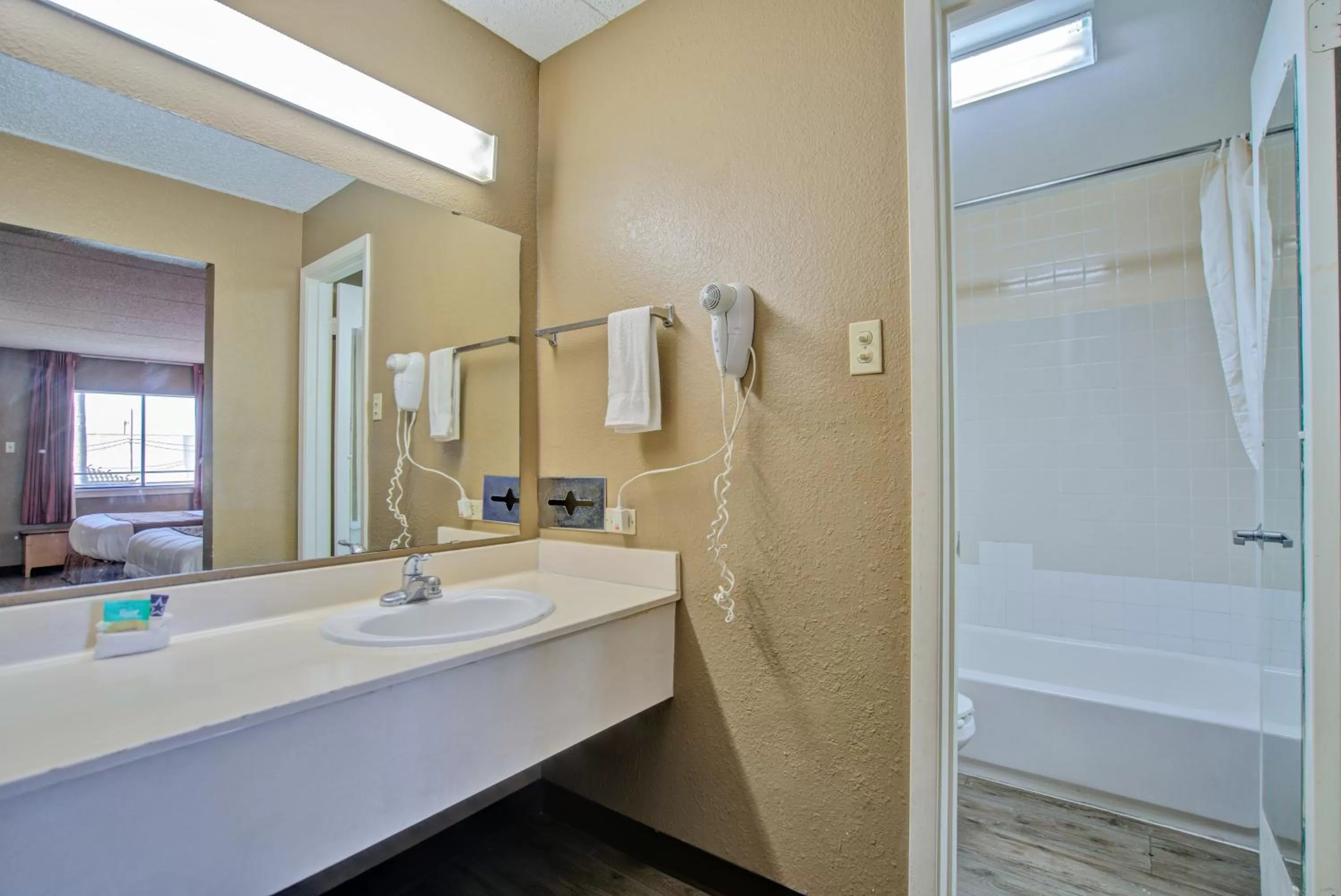 Shower in Americas Best Value Inn Laredo