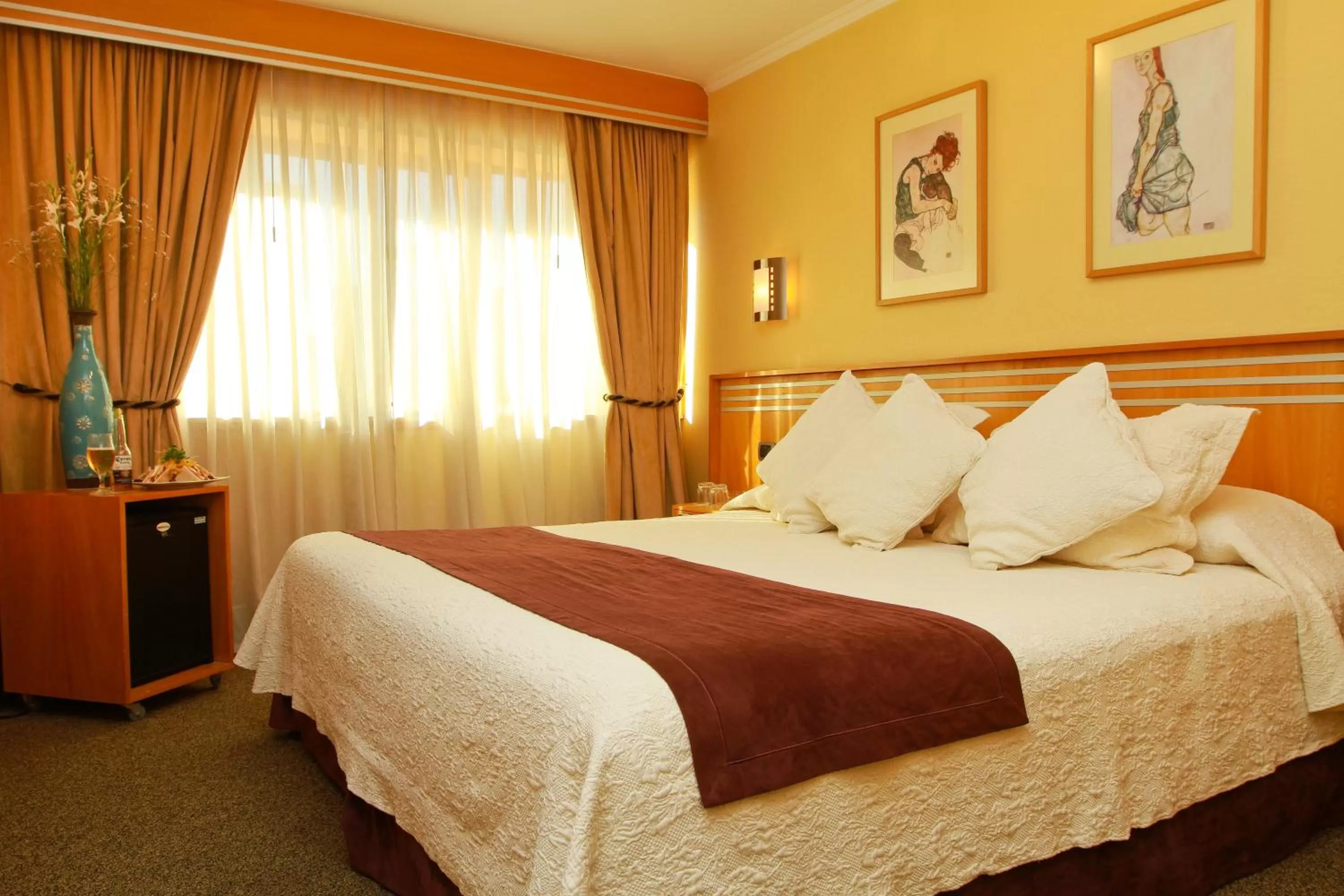 Spring, Bed in Hotel Ankara
