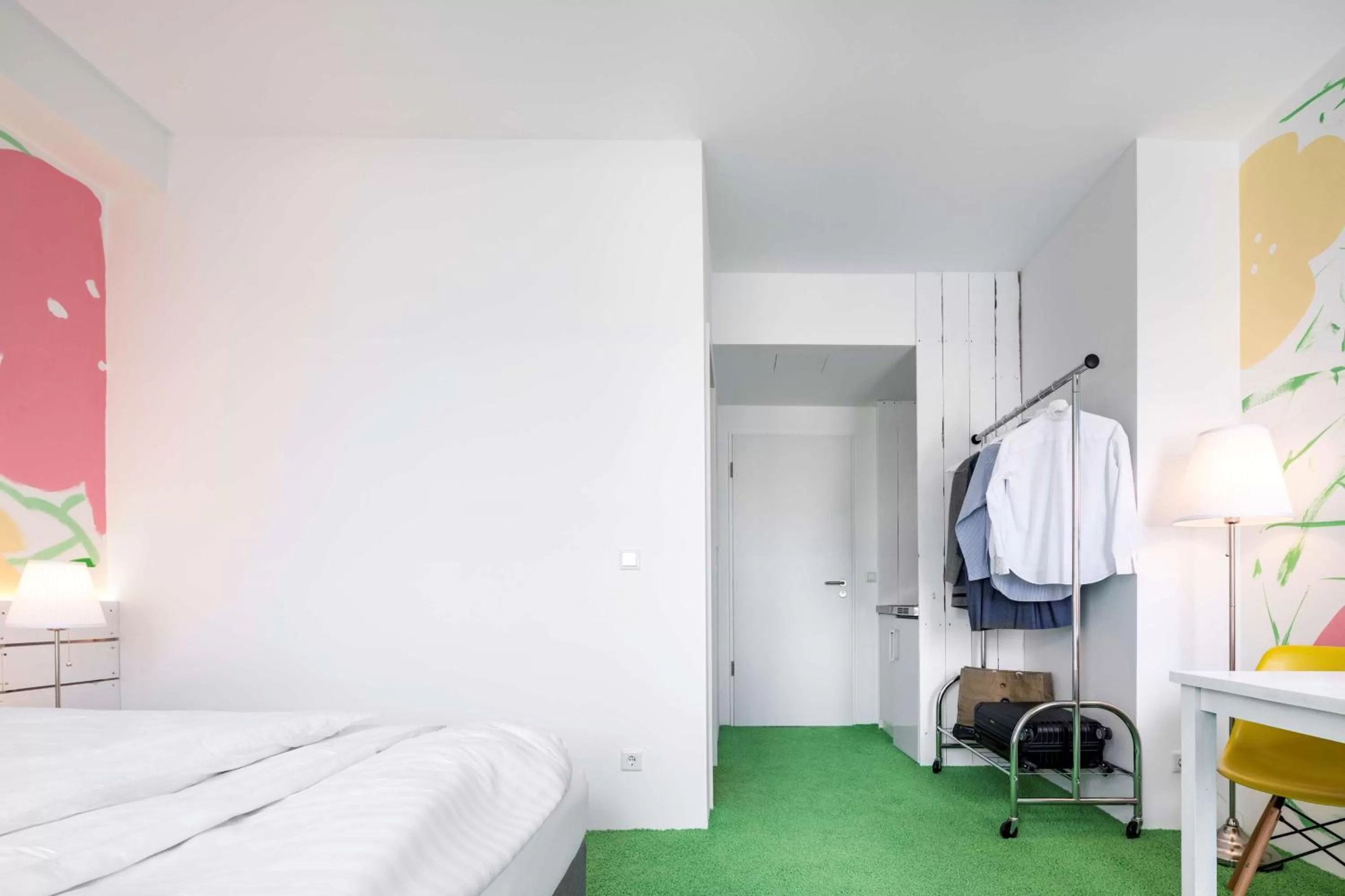 Photo of the whole room, Bed in Flowers Hotel Münster