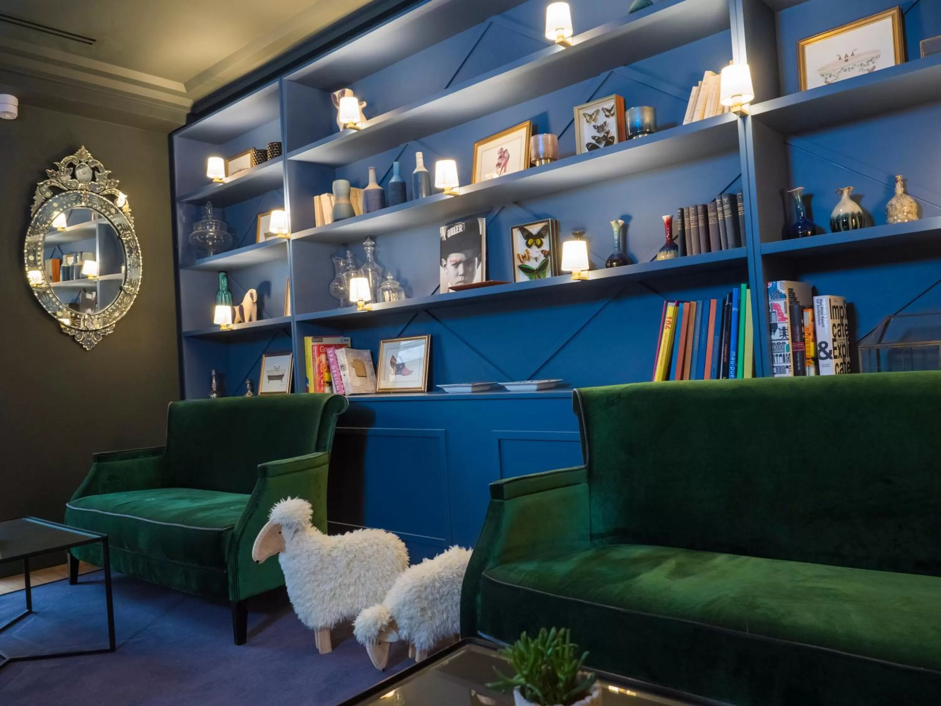 Library in Hotel Taylor