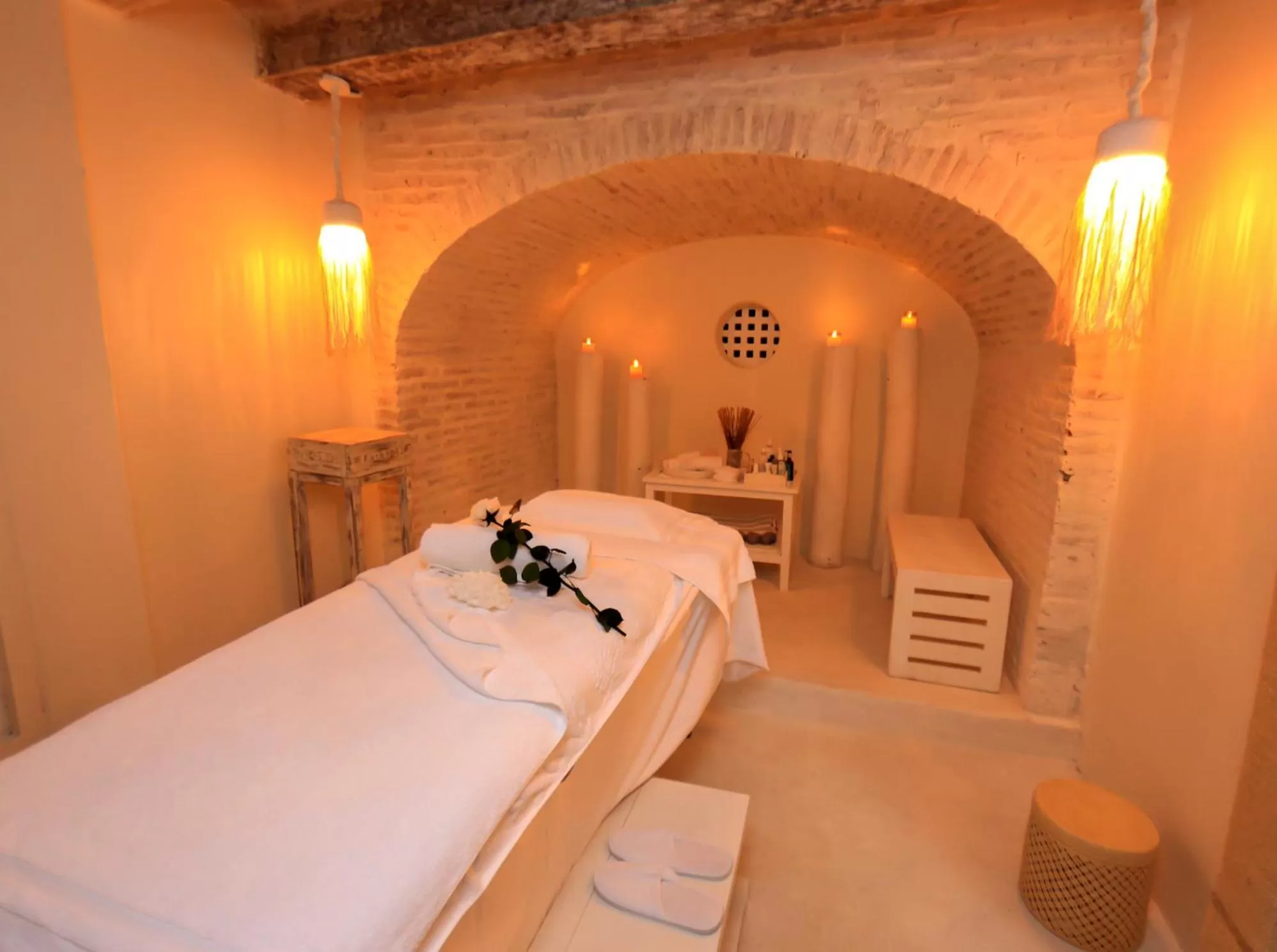 Massage, Bed in Casa Diluca Cartagena Hotel Boutique
