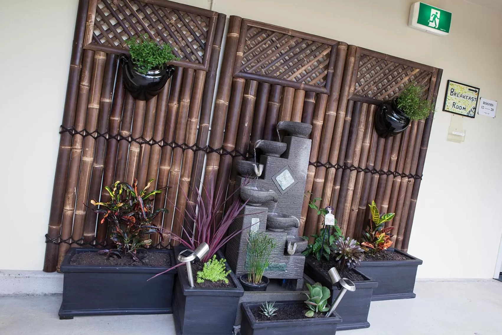 Decorative detail in Mandarin Motel