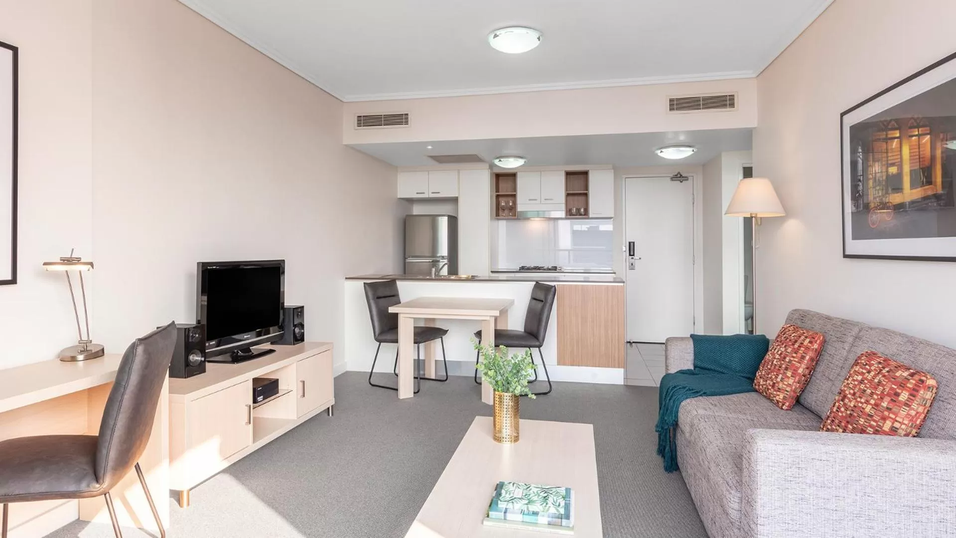 TV and multimedia in Oaks Brisbane on Charlotte Suites