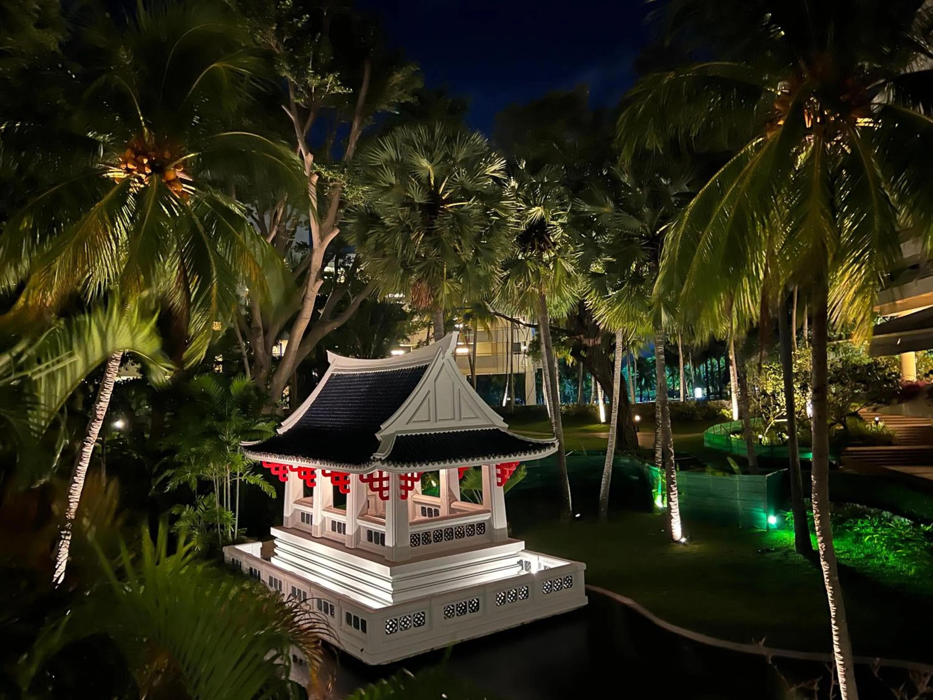 Property building in Pullman Phuket Karon Beach Resort