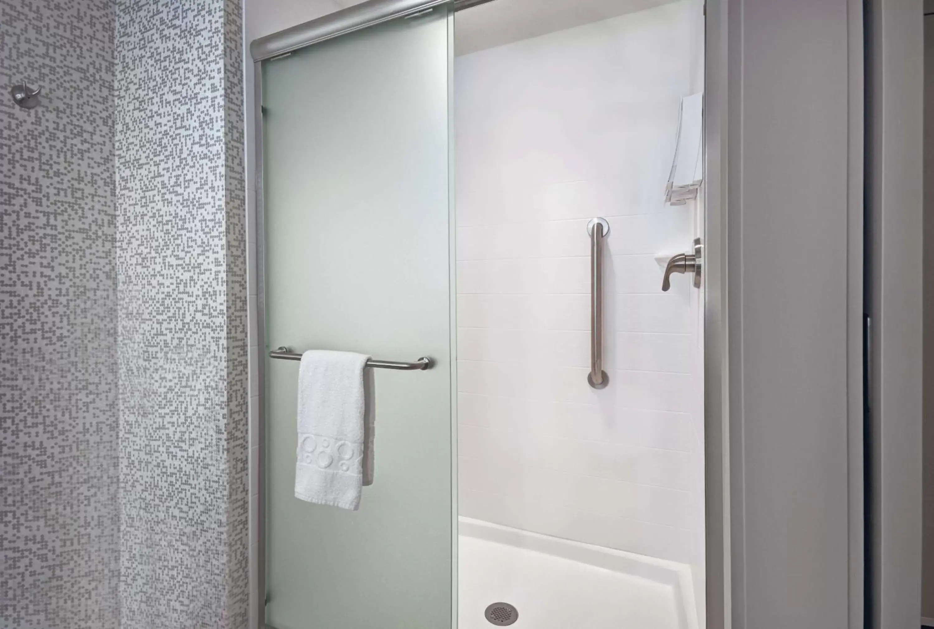 King Studio Suite - Non-Smoking in Home2 Suites By Hilton Utica, Ny King Studio Suite - Non-Smoking in Home2 Suites By Hilton Utica, Ny