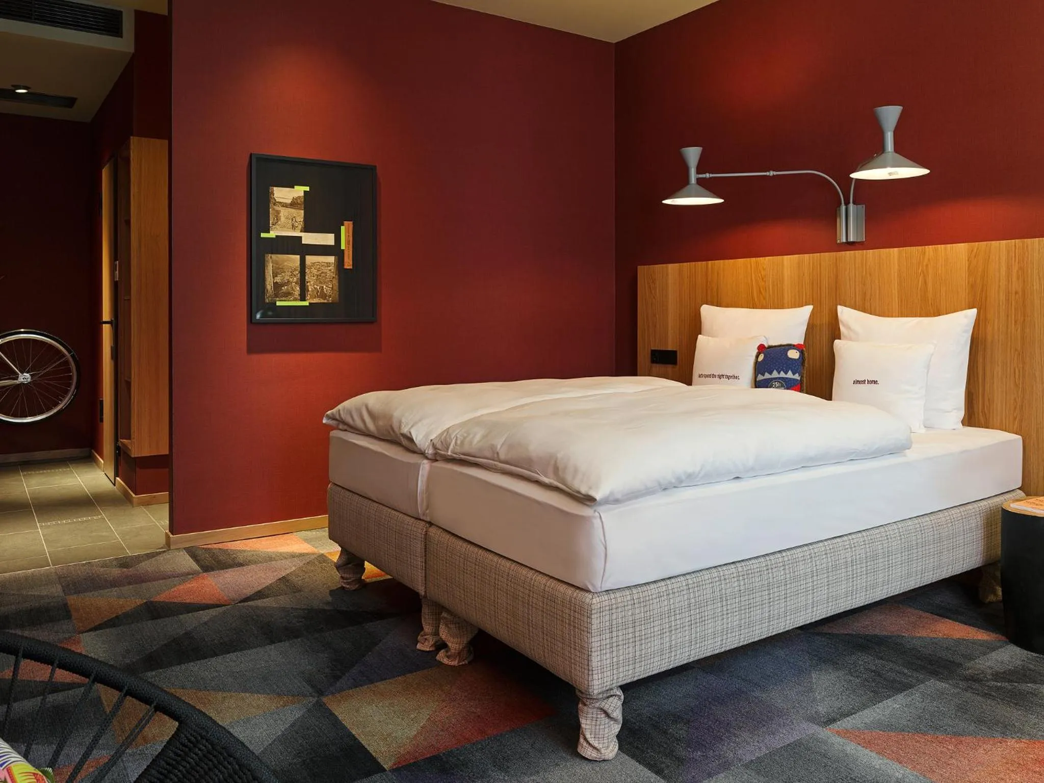 Bedroom, Bed in 25hours Hotel The Trip