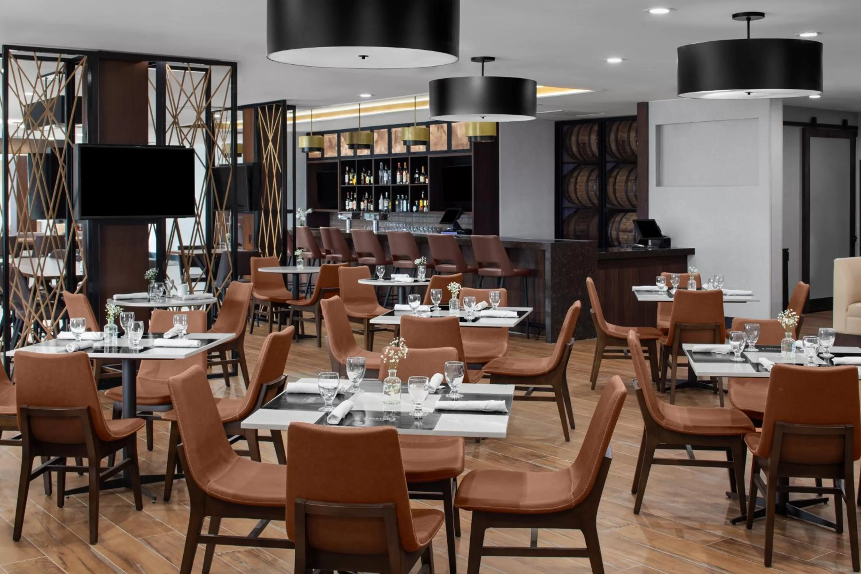 Restaurant/places to eat in Holiday Inn Hasbrouck Heights-Meadowlands by IHG