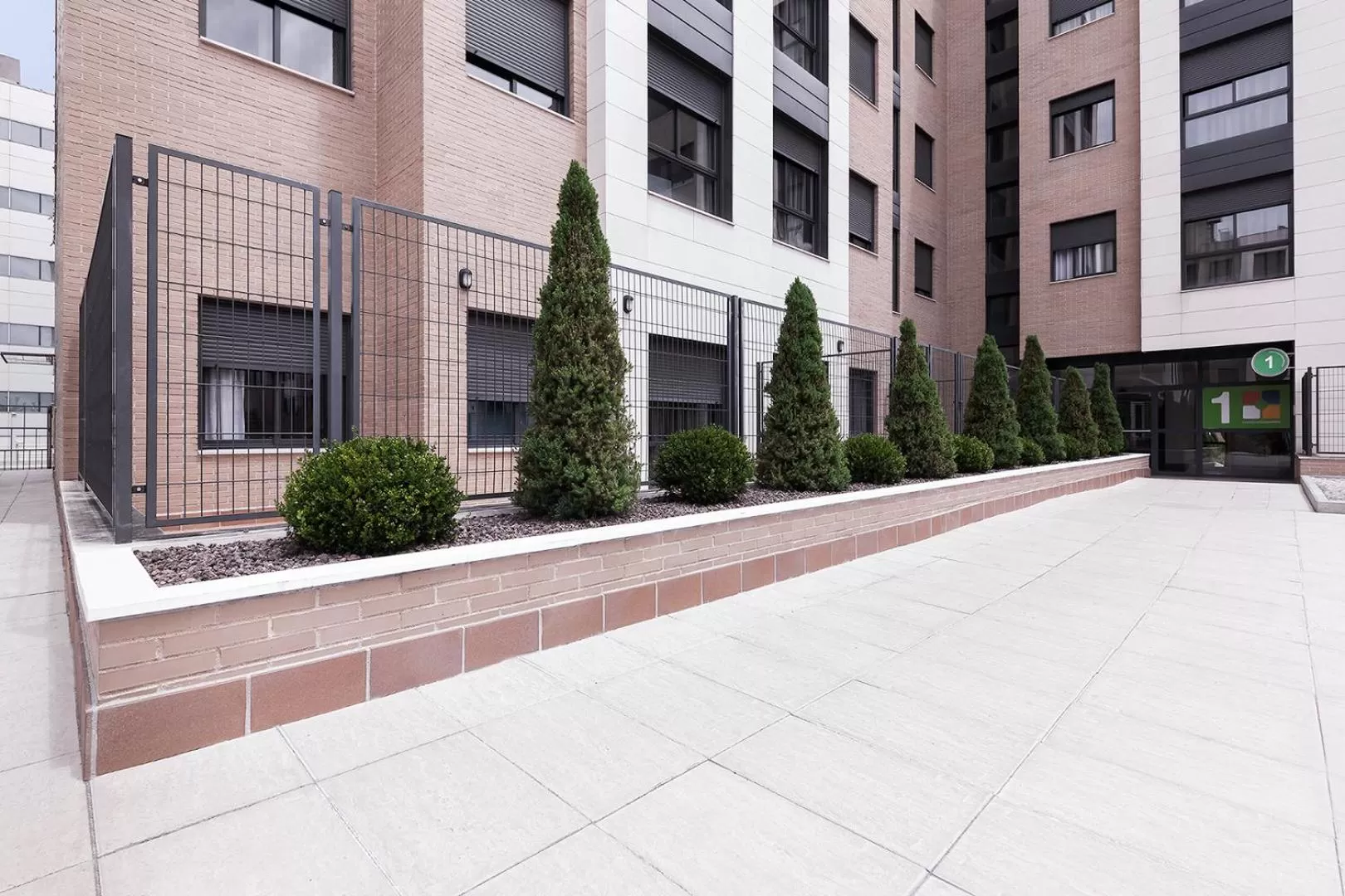 Property building in Compostela Suites