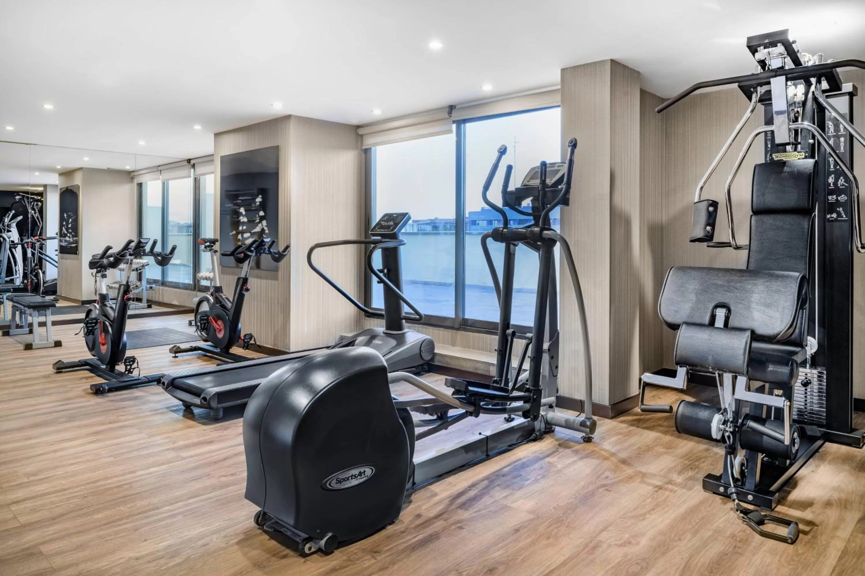 Fitness centre/facilities in AC Hotel Valencia by Marriott