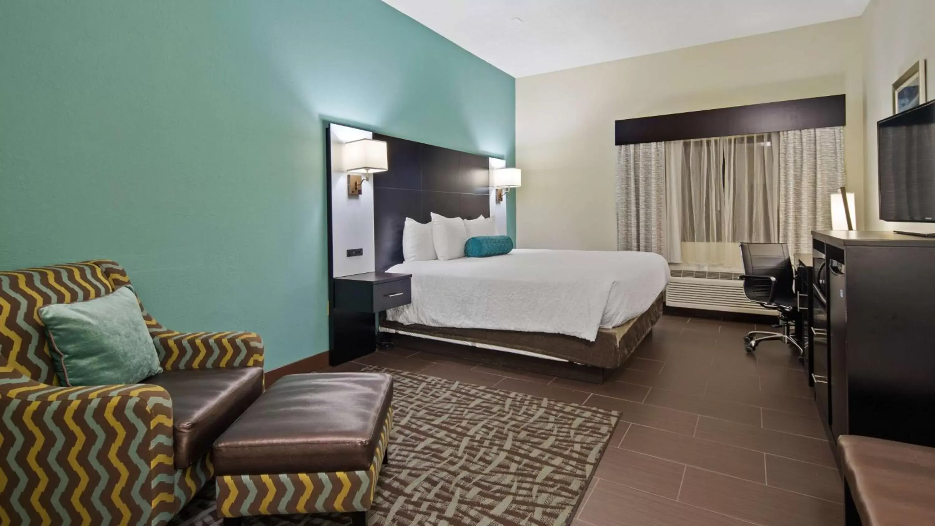 King Room - Pet-Friendly in Best Western Mayport Inn and Suites King Room - Pet-Friendly in Best Western Mayport Inn and Suites