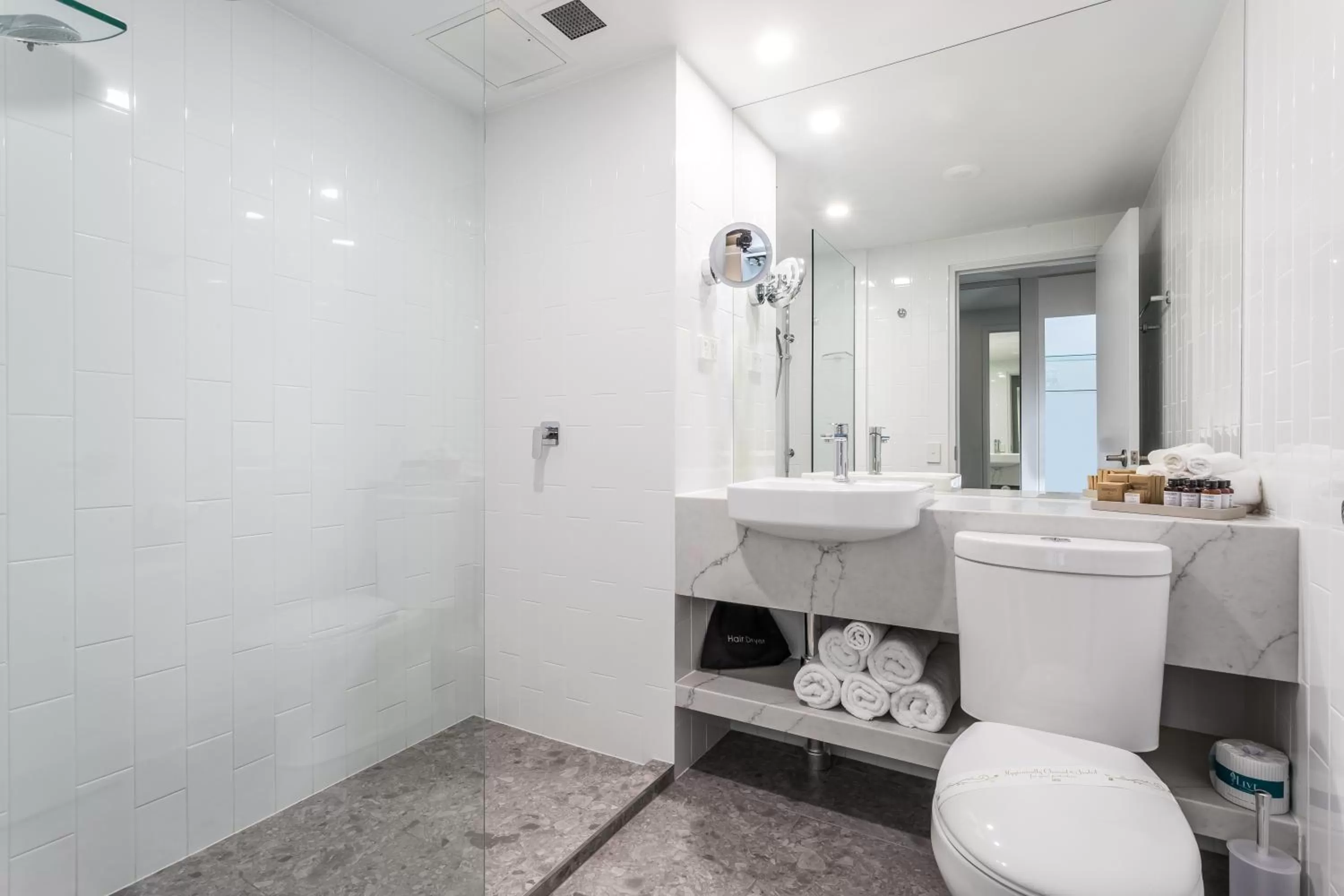 Bathroom in Hotel Kingsley