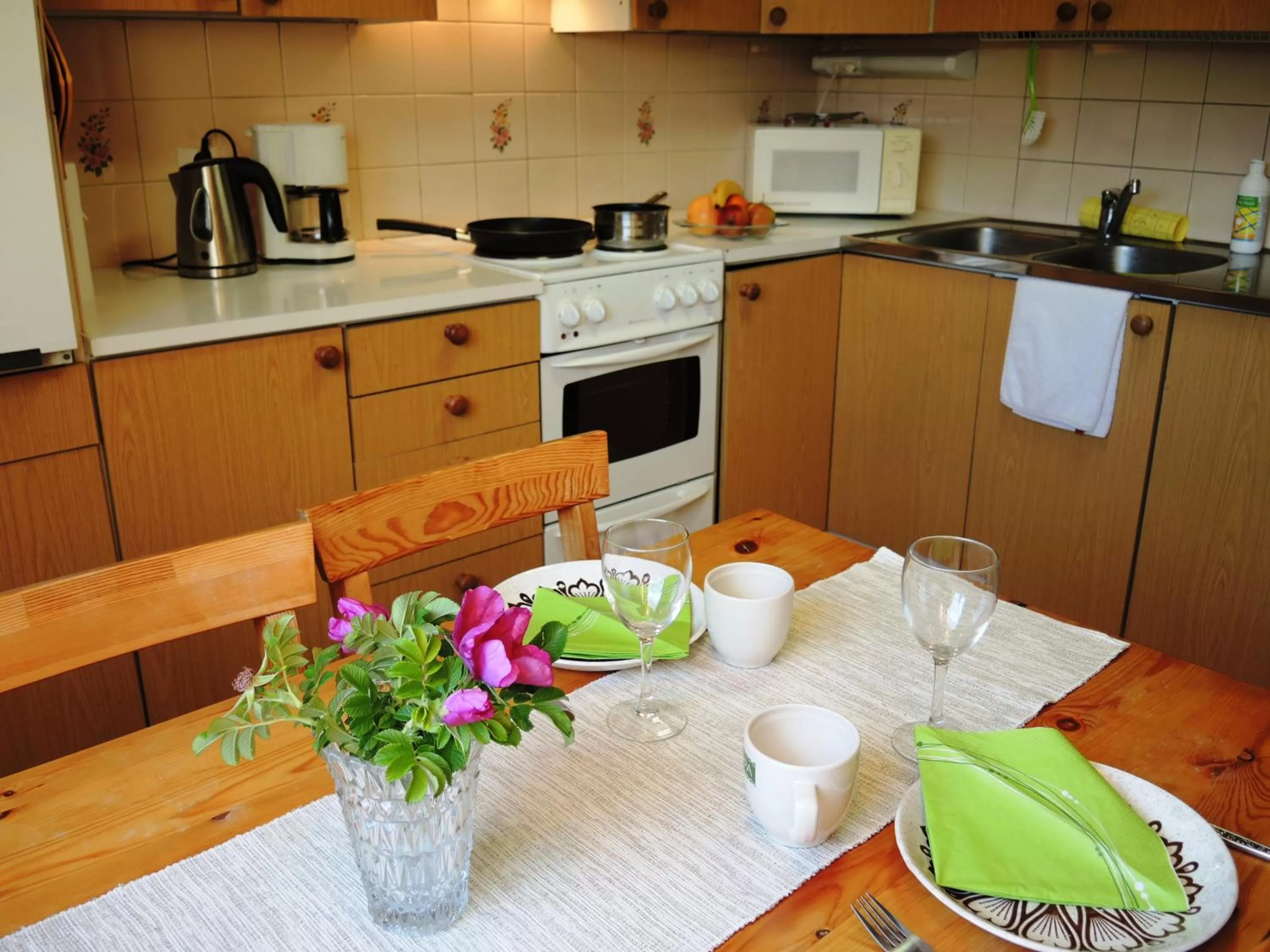 Kitchen/Kitchenette in Tuukkalan Tila B&B