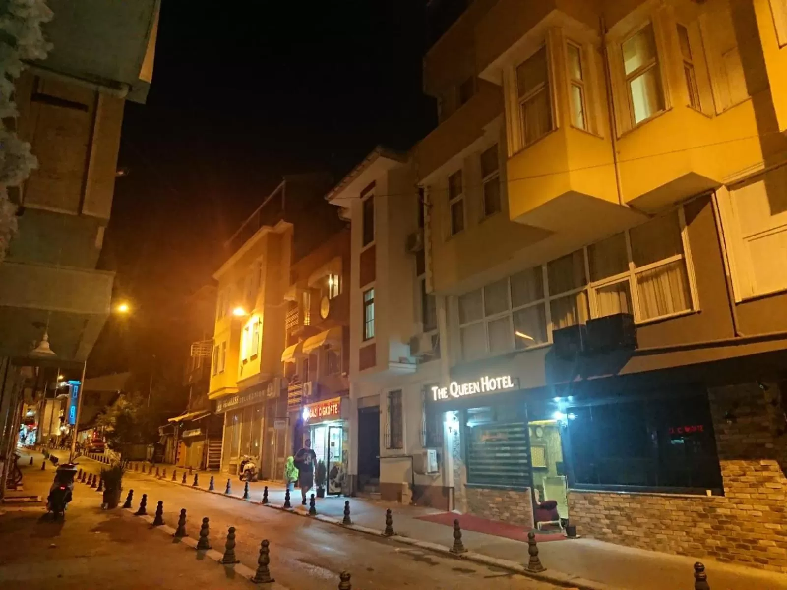 Property building in The Queen Hotel