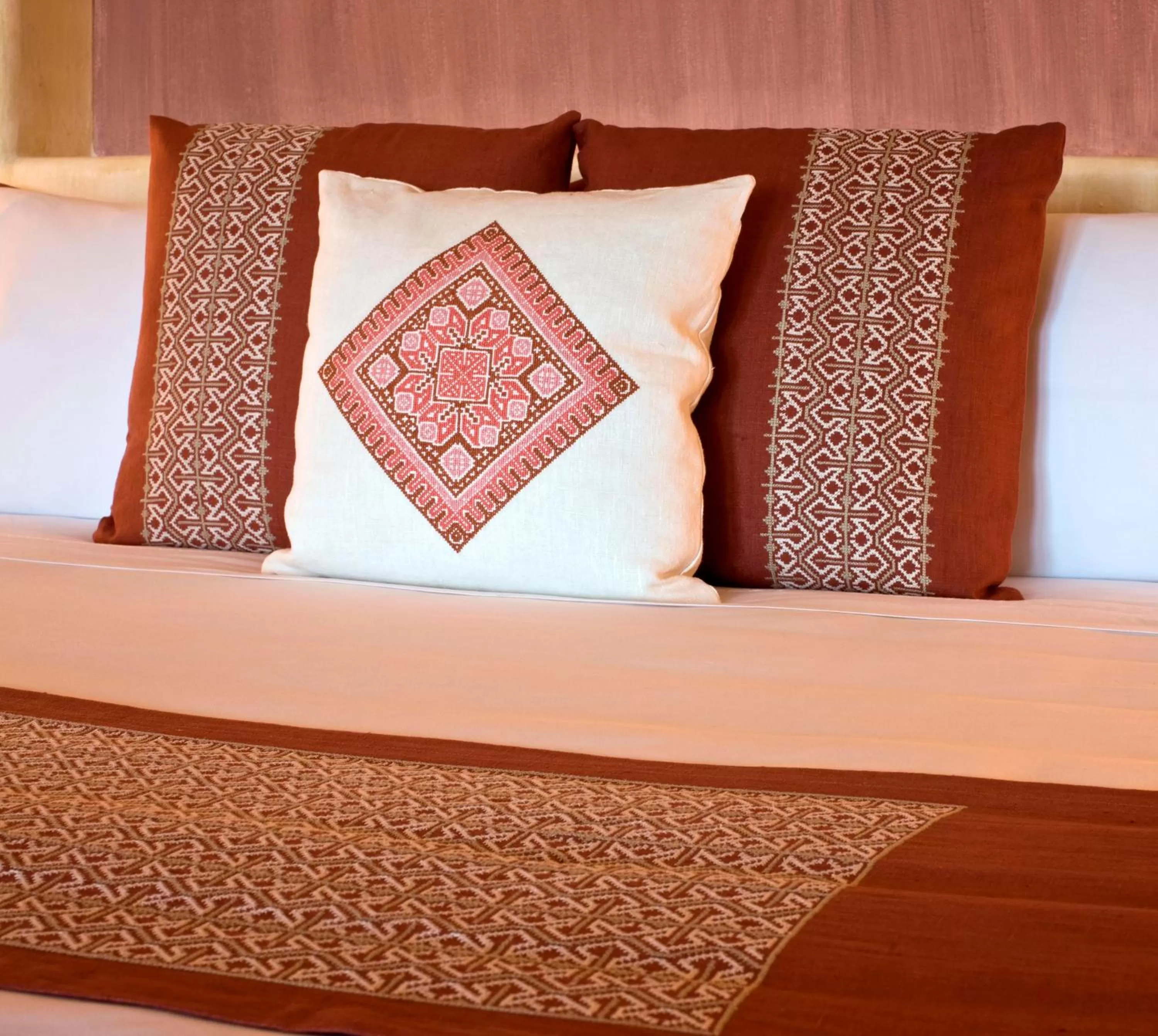 Bedroom, Bed in Cala de Mar Resort & Spa Ixtapa