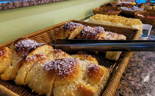 Restaurant/places to eat in Pousada Jovimar