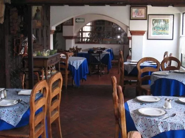 Restaurant/places to eat in Hotel La Posada