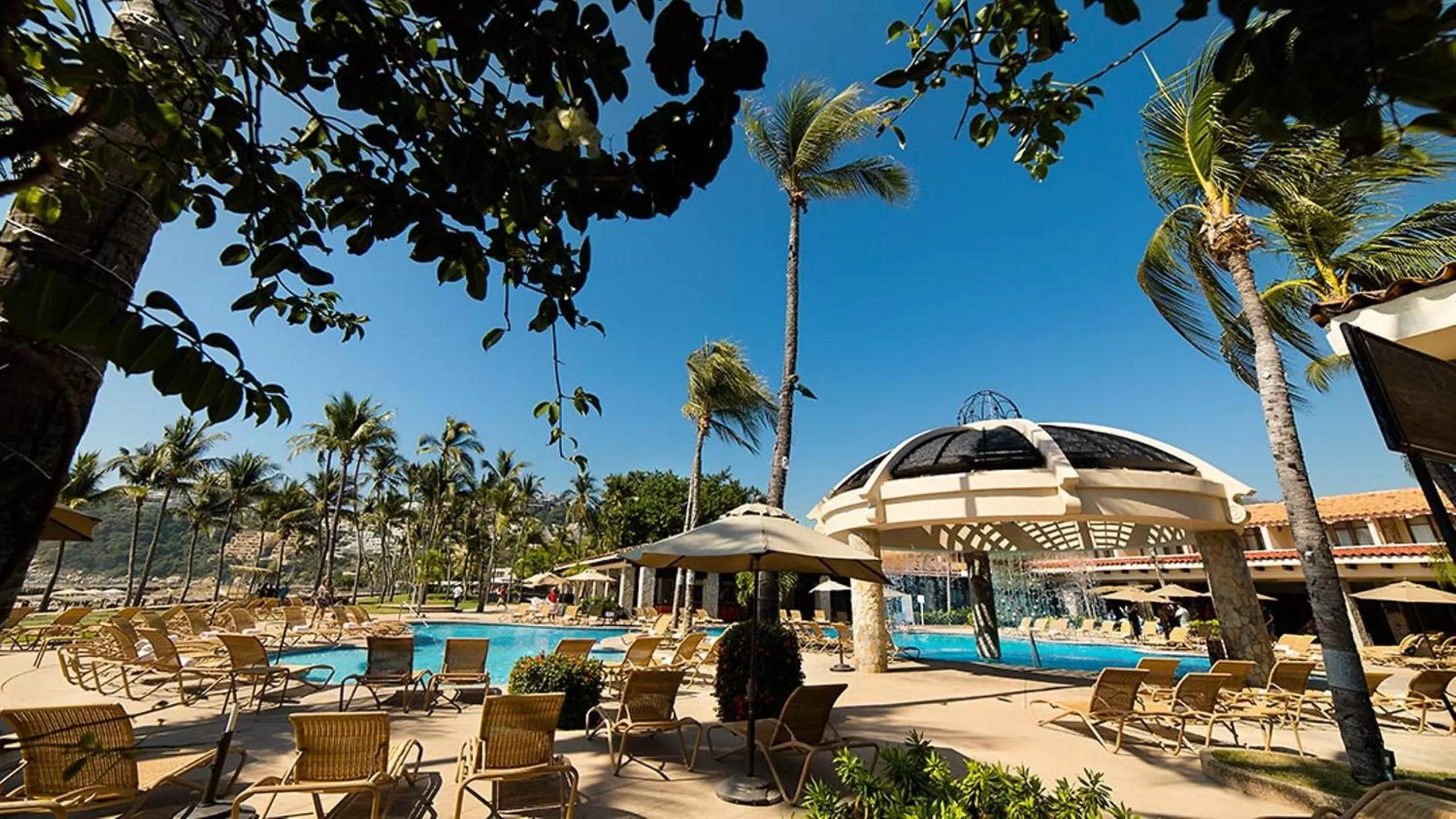 Swimming pool in Pierre Mundo Imperial Riviera Diamante Acapulco