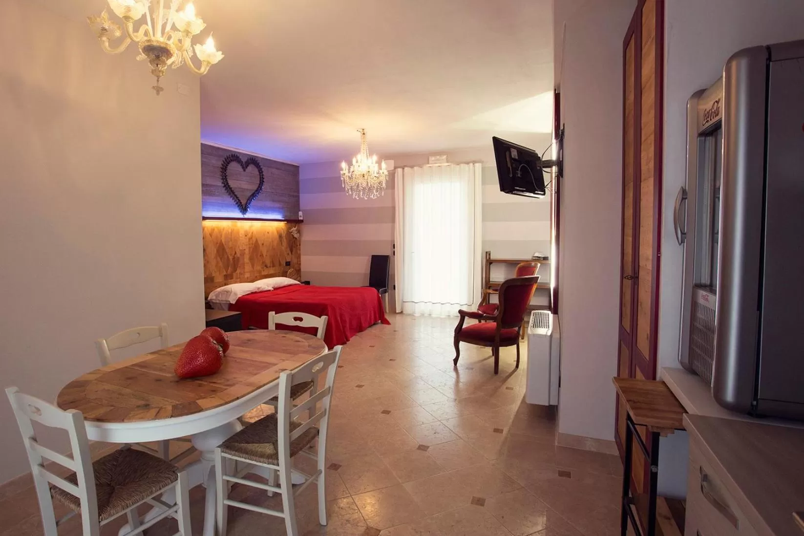 Bed, Dining Area in Le Fate Corbezzole